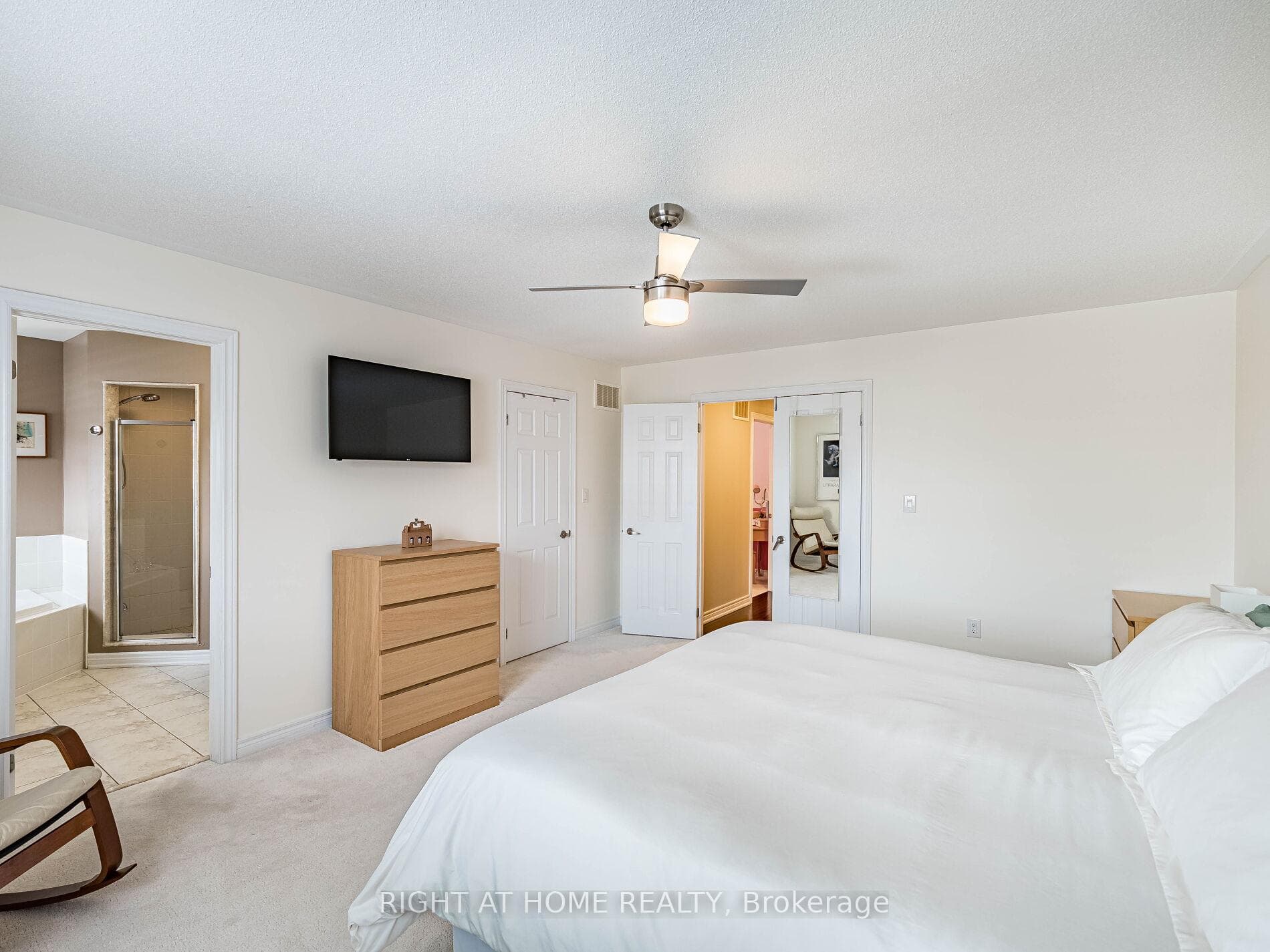 2242 Kwinter Road photo 36