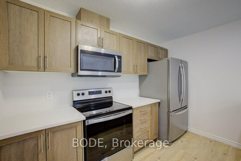 11 Rockcliffe Drive Unit 2 photo 16