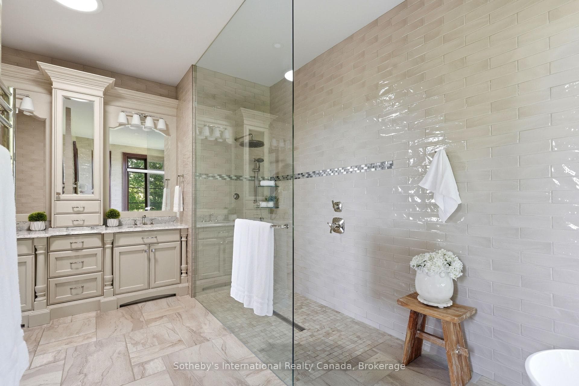 1621 Moser Young Road photo 38