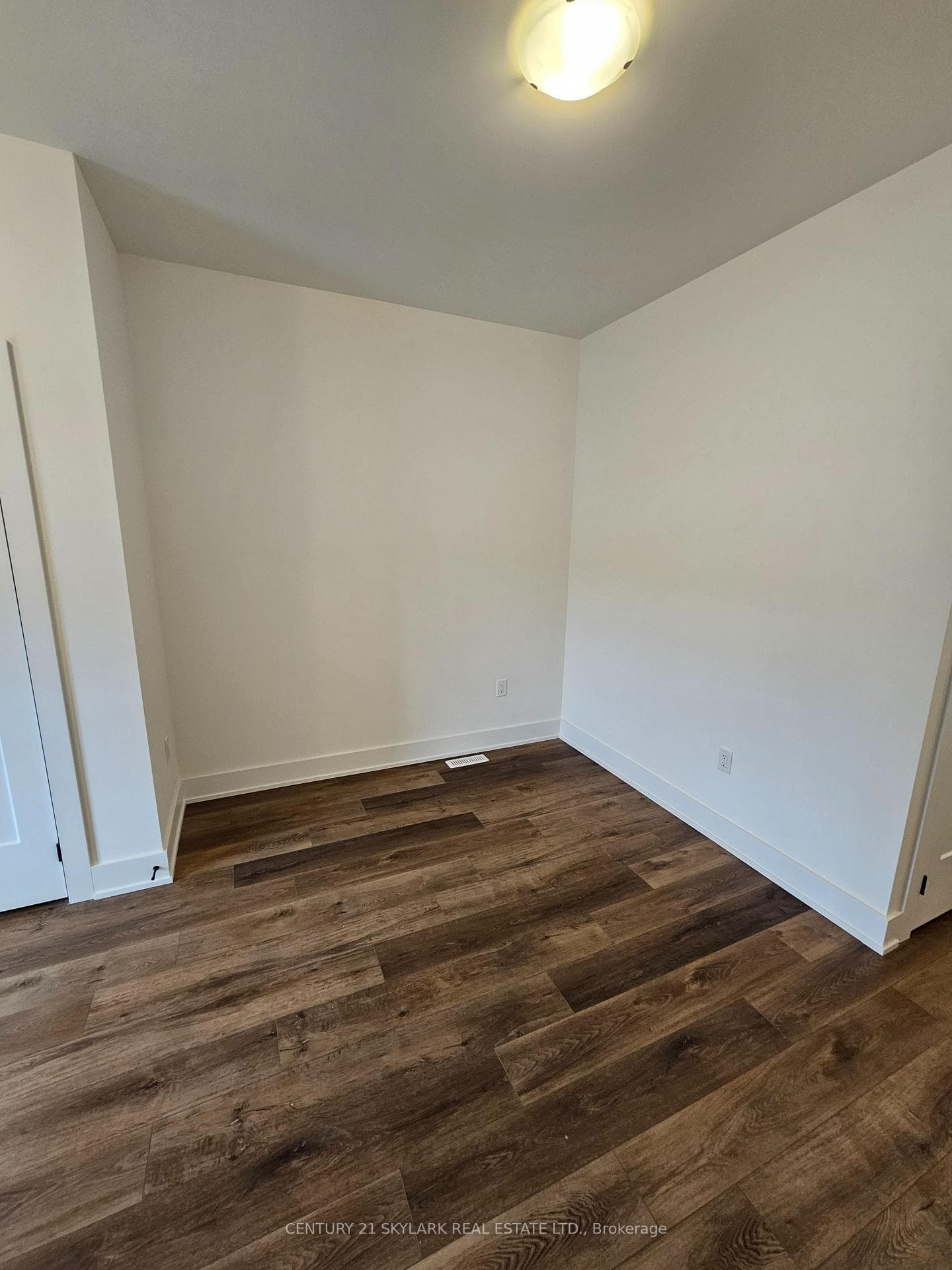 218 Prince William Way photo 6