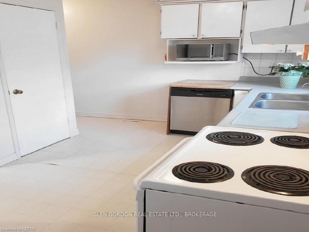 1328 COMMISSIONERS Road Unit 118 photo 11