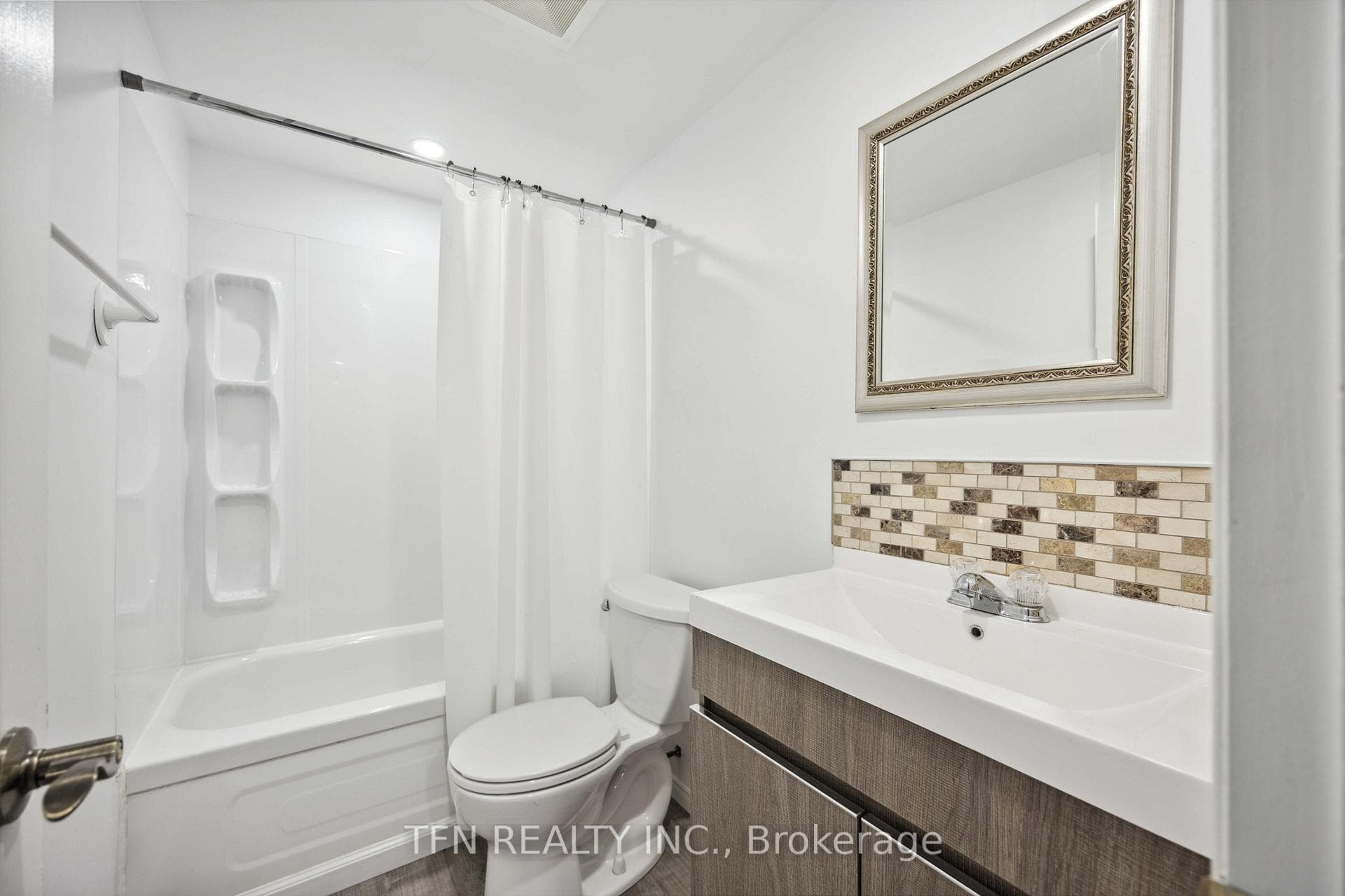 30 Honeybourne Crescent photo 27