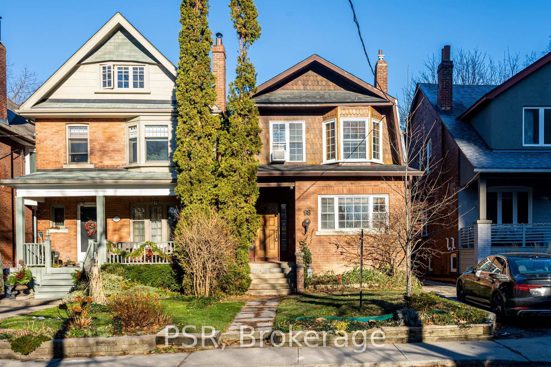 98 Roselawn Avenue Unit Upper photo 1