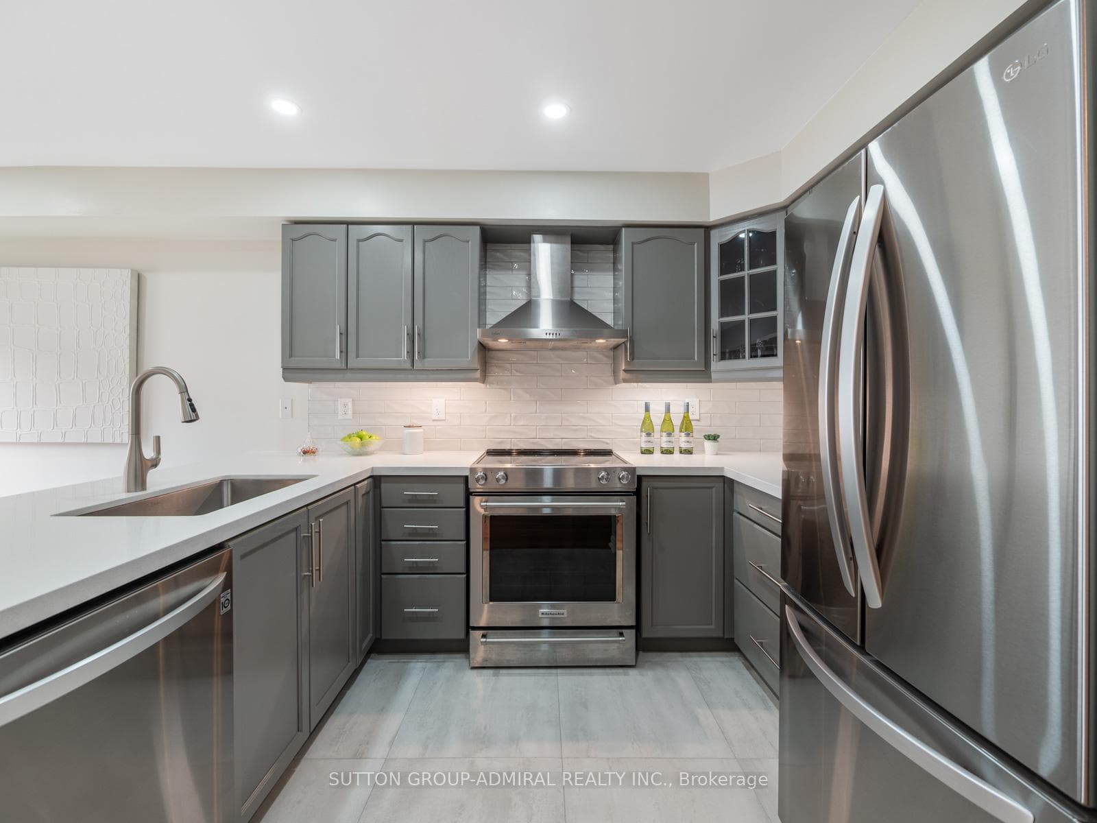 80 Acorn Place Unit 77 photo 8