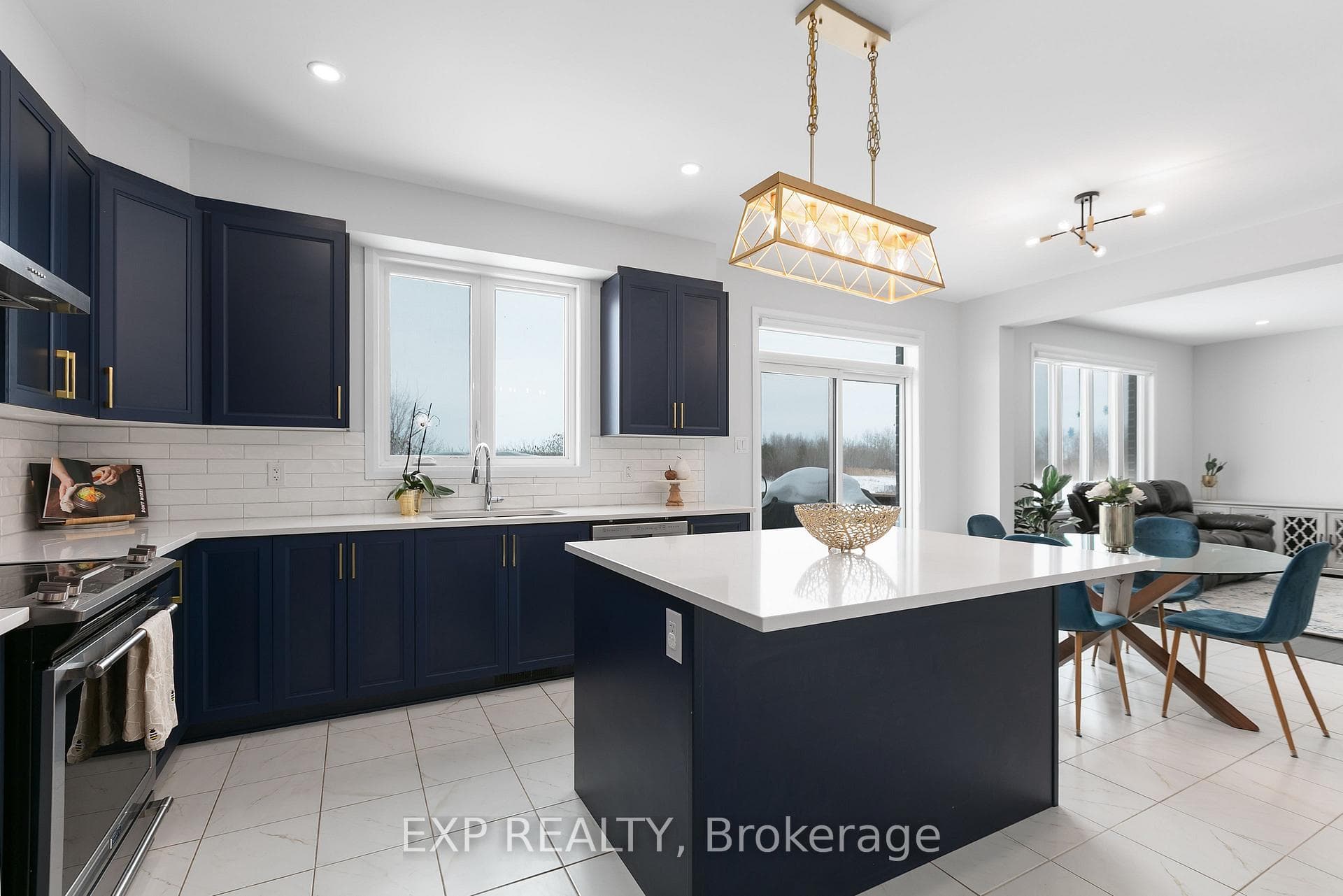926 Lakeridge Drive photo 12