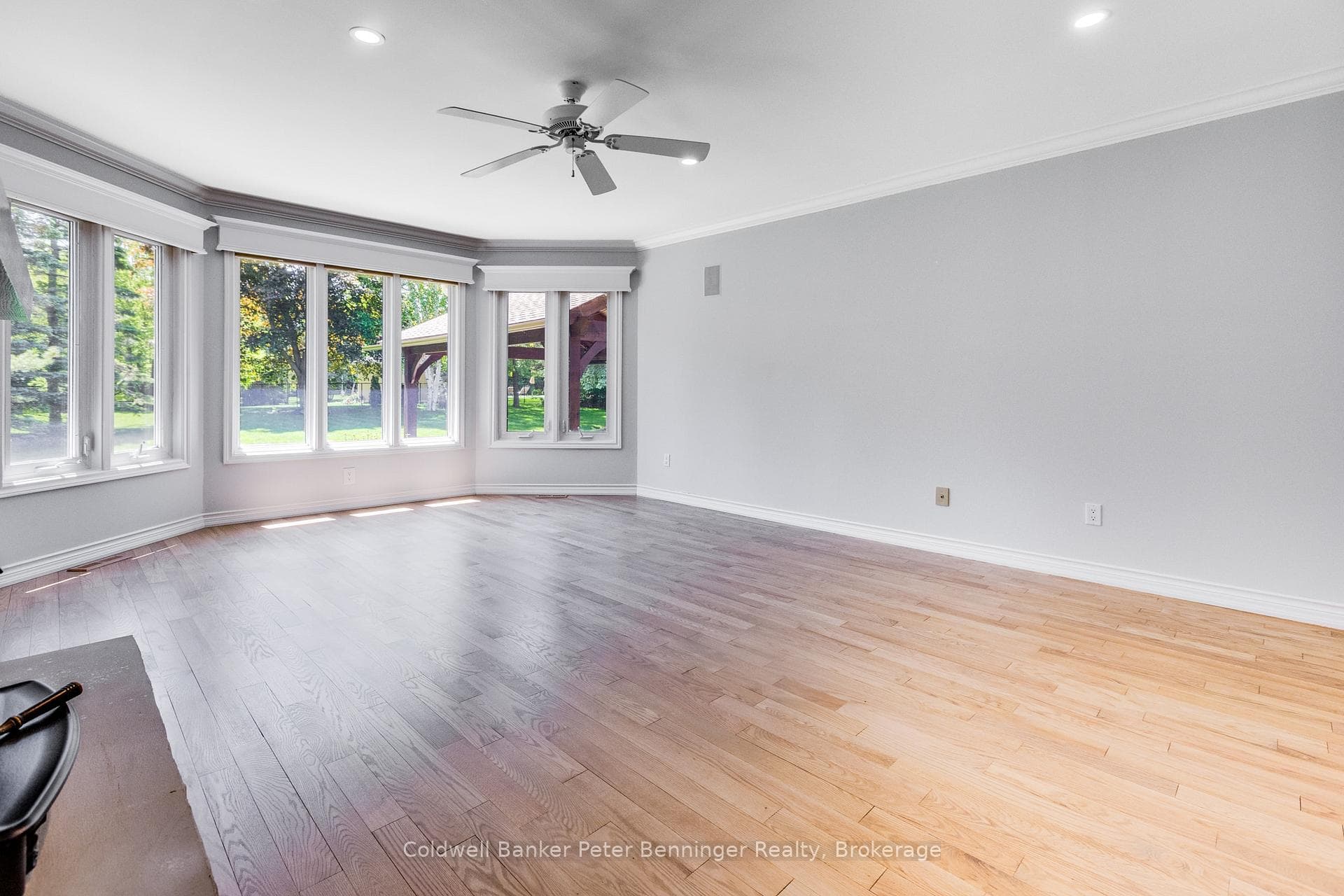 152 Treegrove Circle photo 15