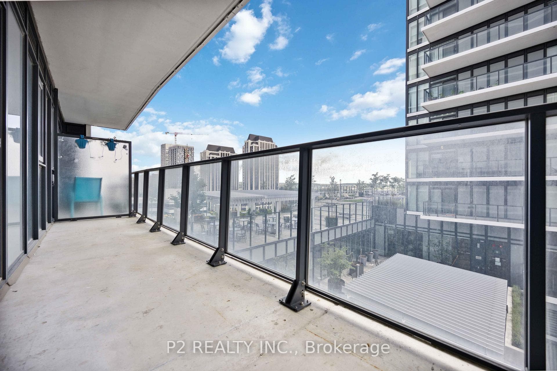 9000 Jane Street Unit 914 photo 29