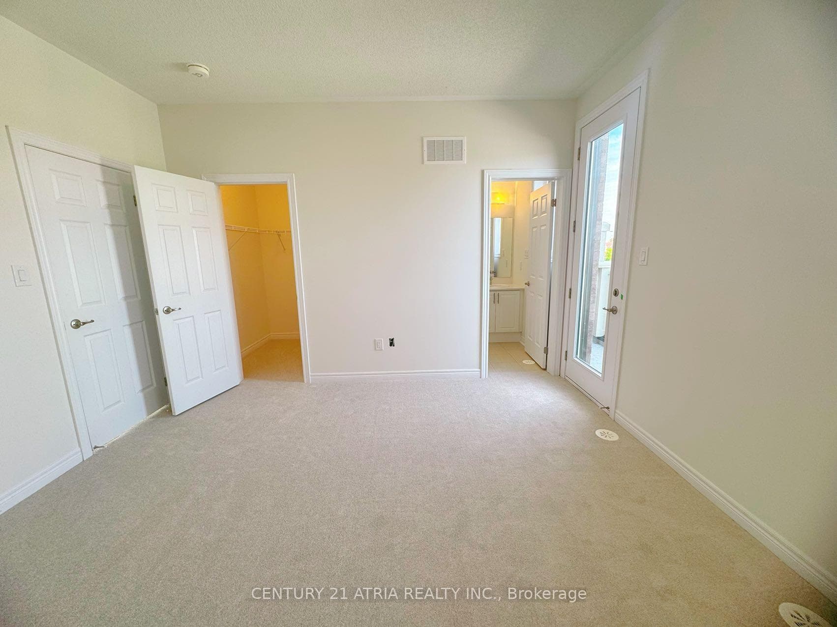 96 Robert Eaton Avenue photo 14