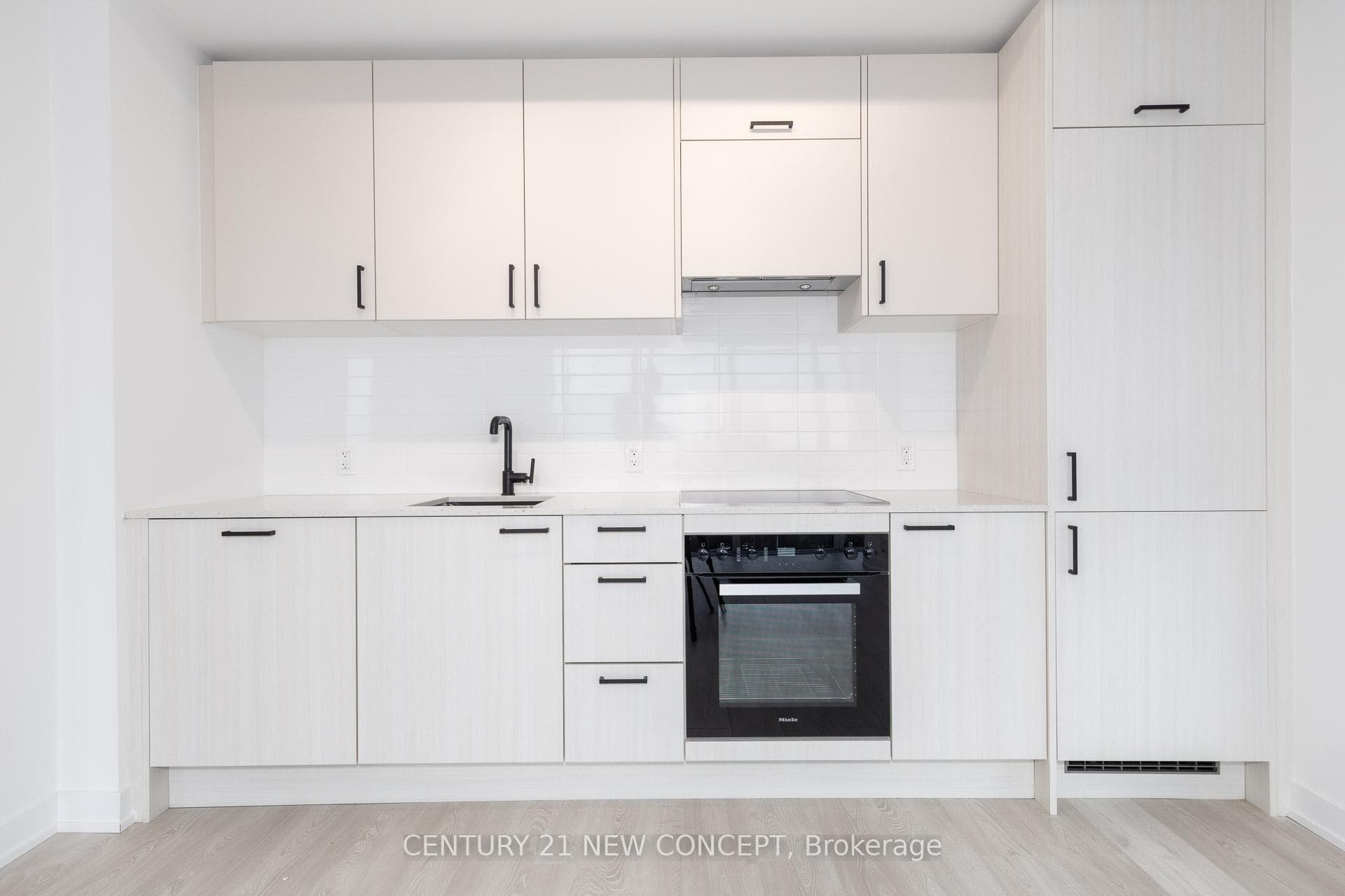 1 Quarrington Lane Unit 513 photo 2