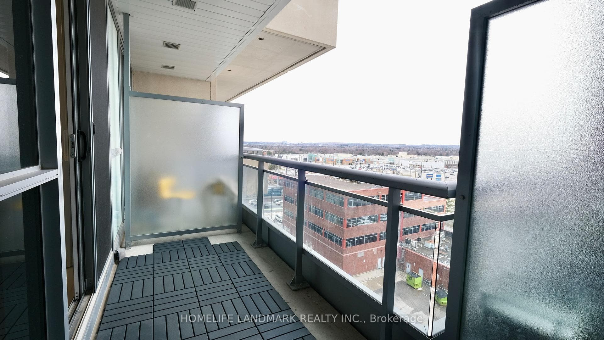 9205 Yonge Street Unit 801 photo 11