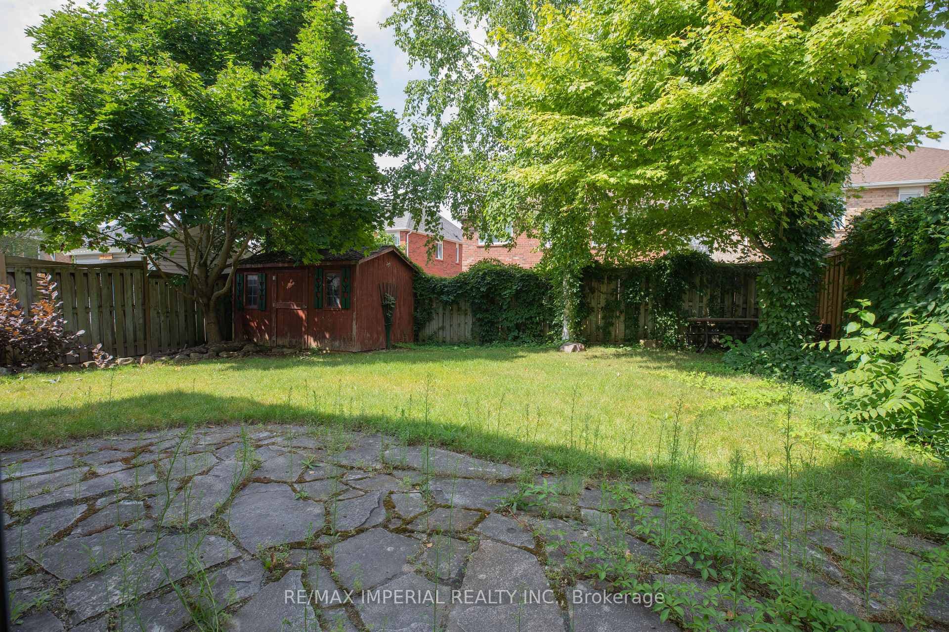 18 Windbreak Crescent photo 24