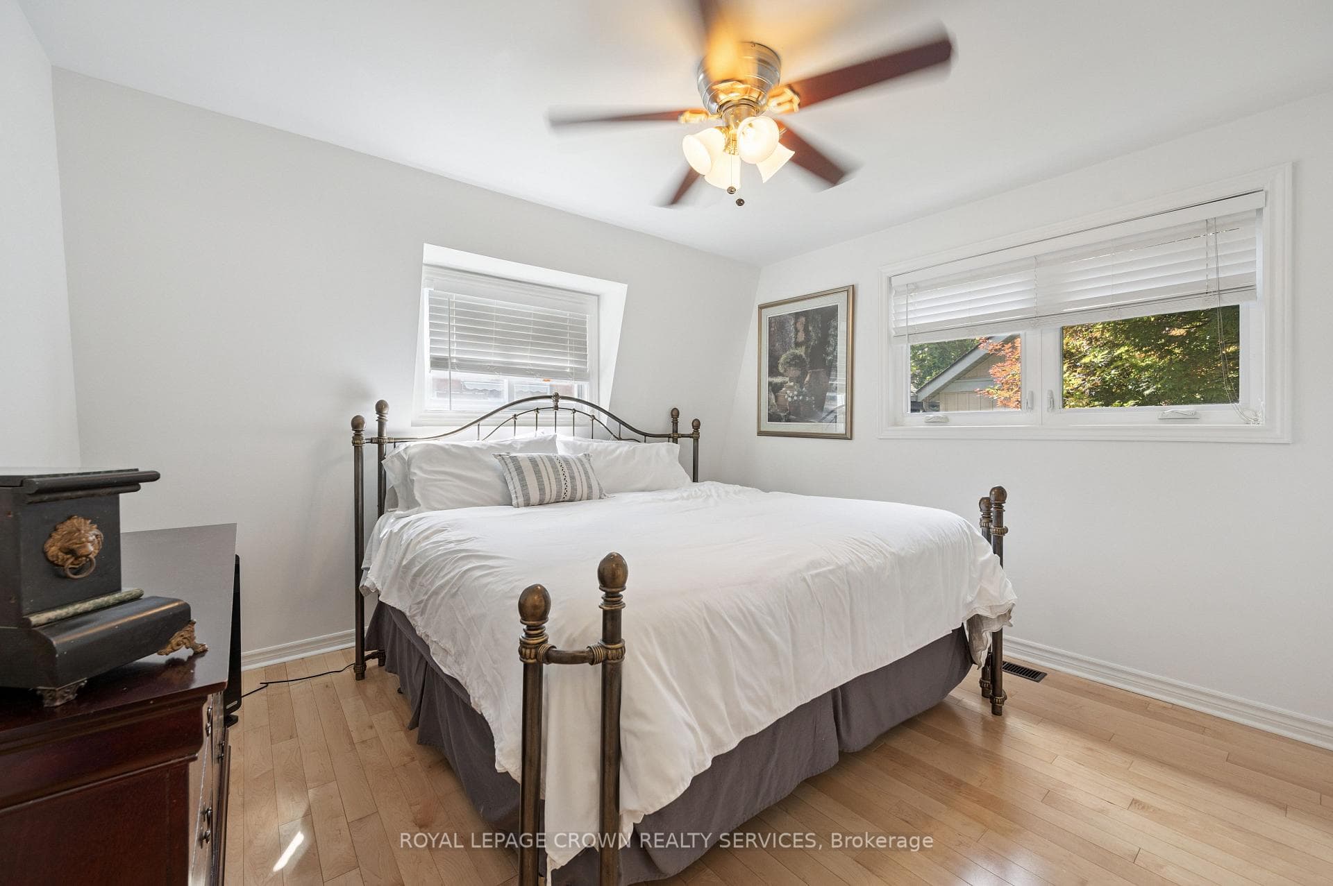 130 Blenheim Road photo 11
