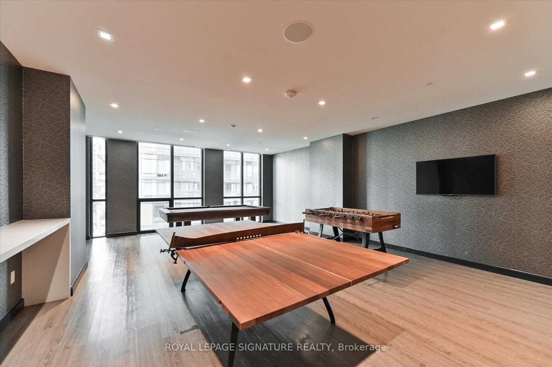 1 Yorkville Avenue Unit 4309 photo 30