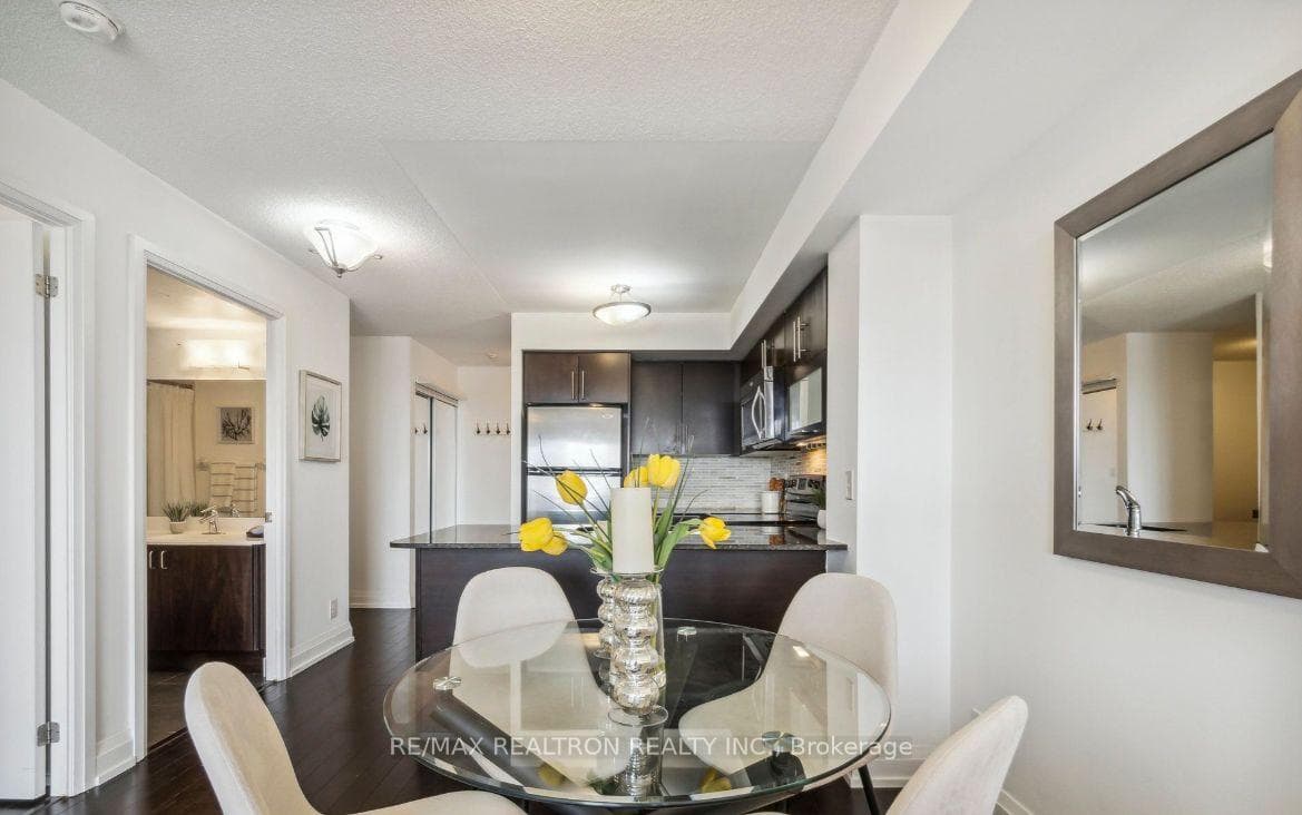 55 De Boers Drive Unit 708 photo 3