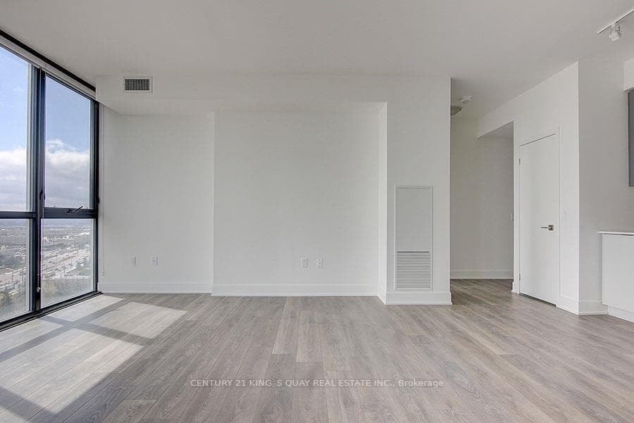 2908 Highway 7 Road Unit 2702 photo 22