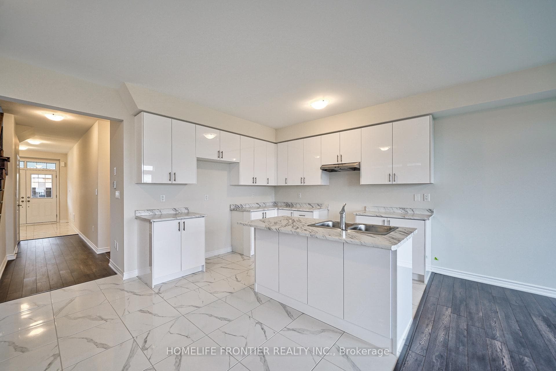 23 Rochester Drive photo 10