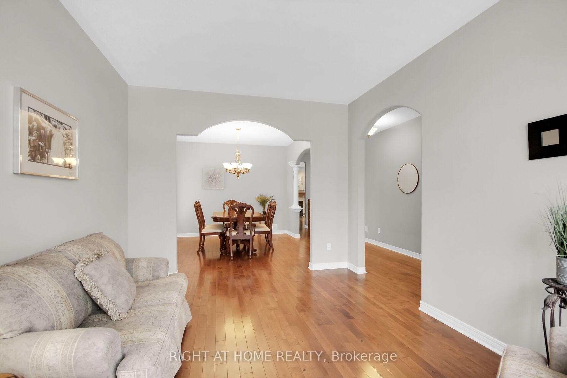 19 Cinnabar Way photo 8