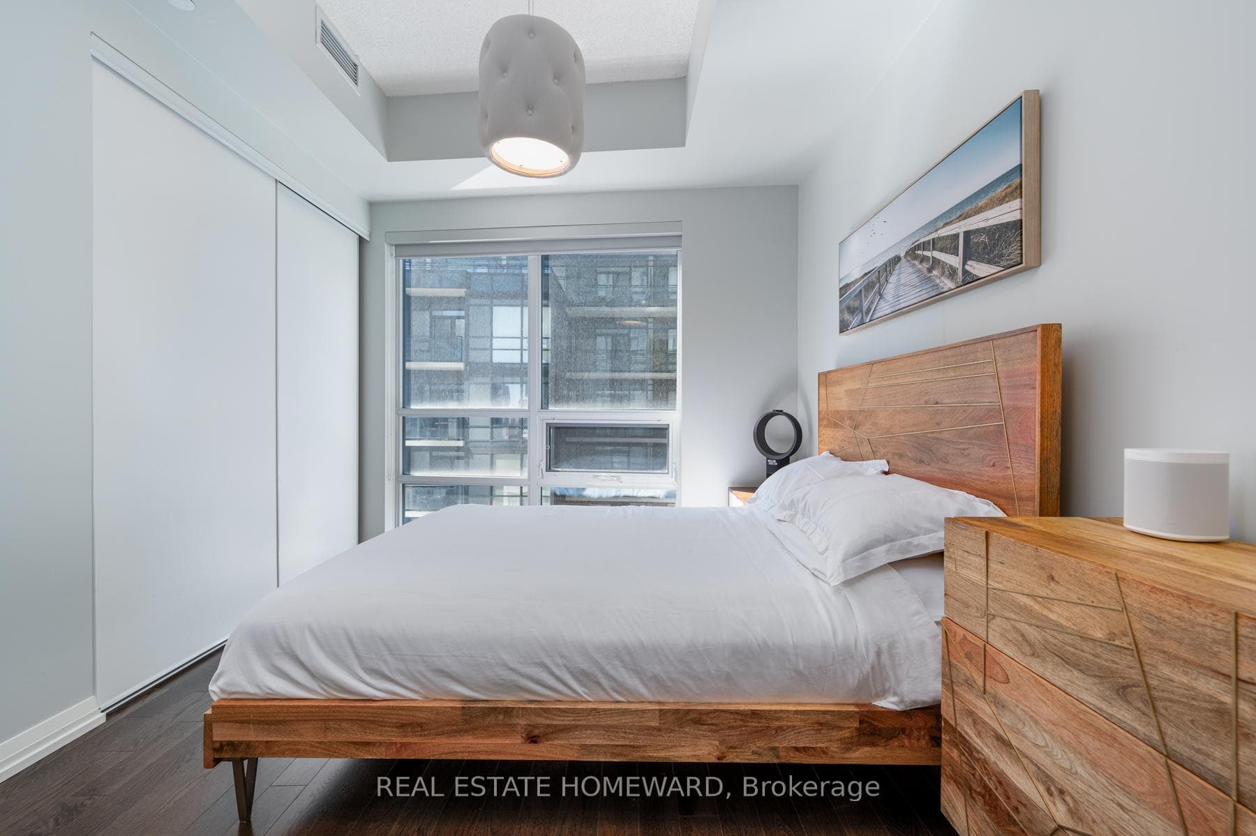 460 Adelaide Street Unit 839 photo 7