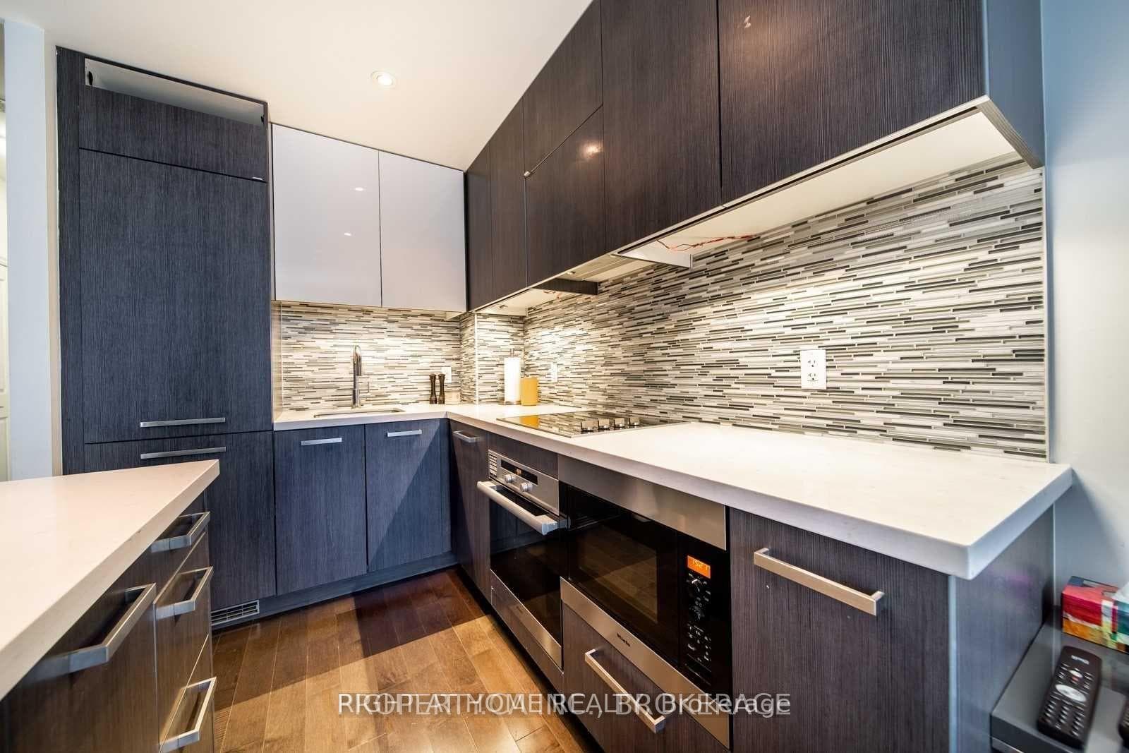 8 The Esplanade Street Unit 3203 photo 6