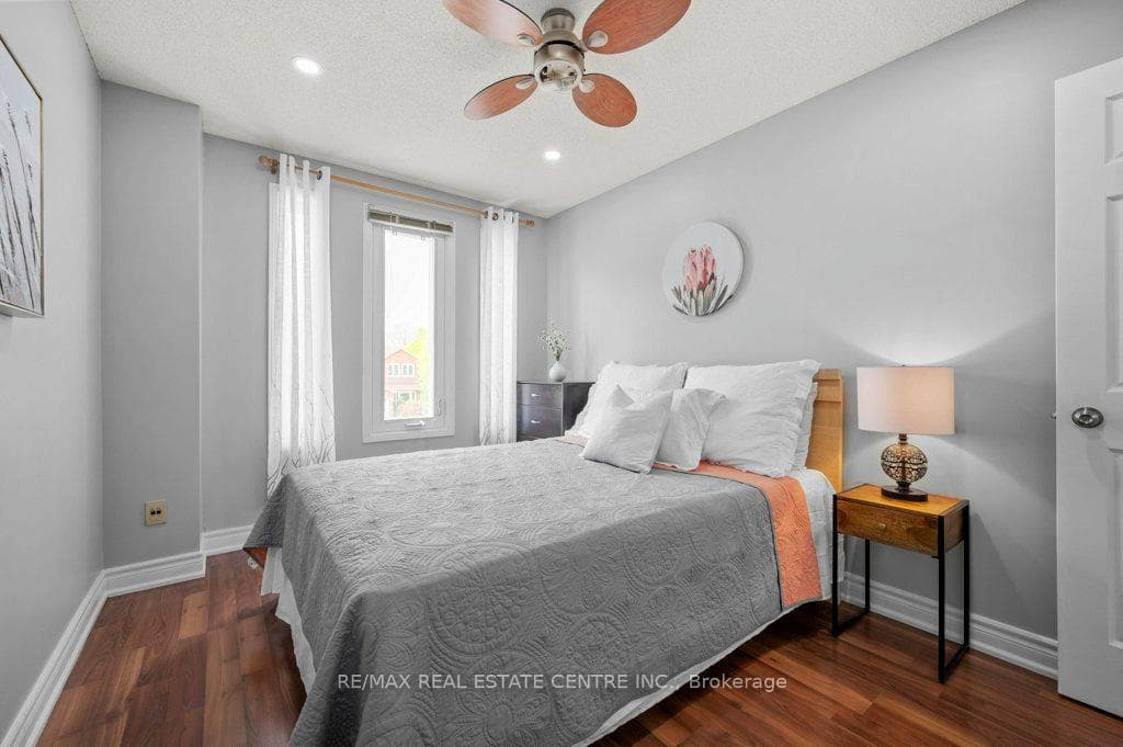 6059 Gemini Crescent photo 19