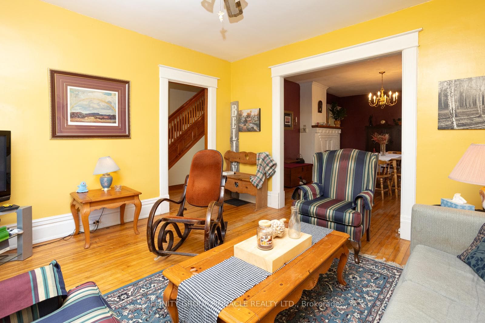 367 Bay Street photo 6
