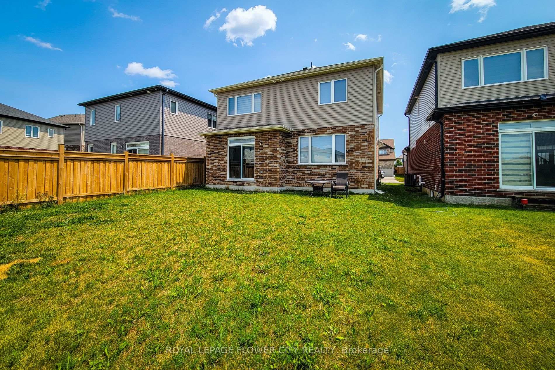417 Freure Drive photo 5
