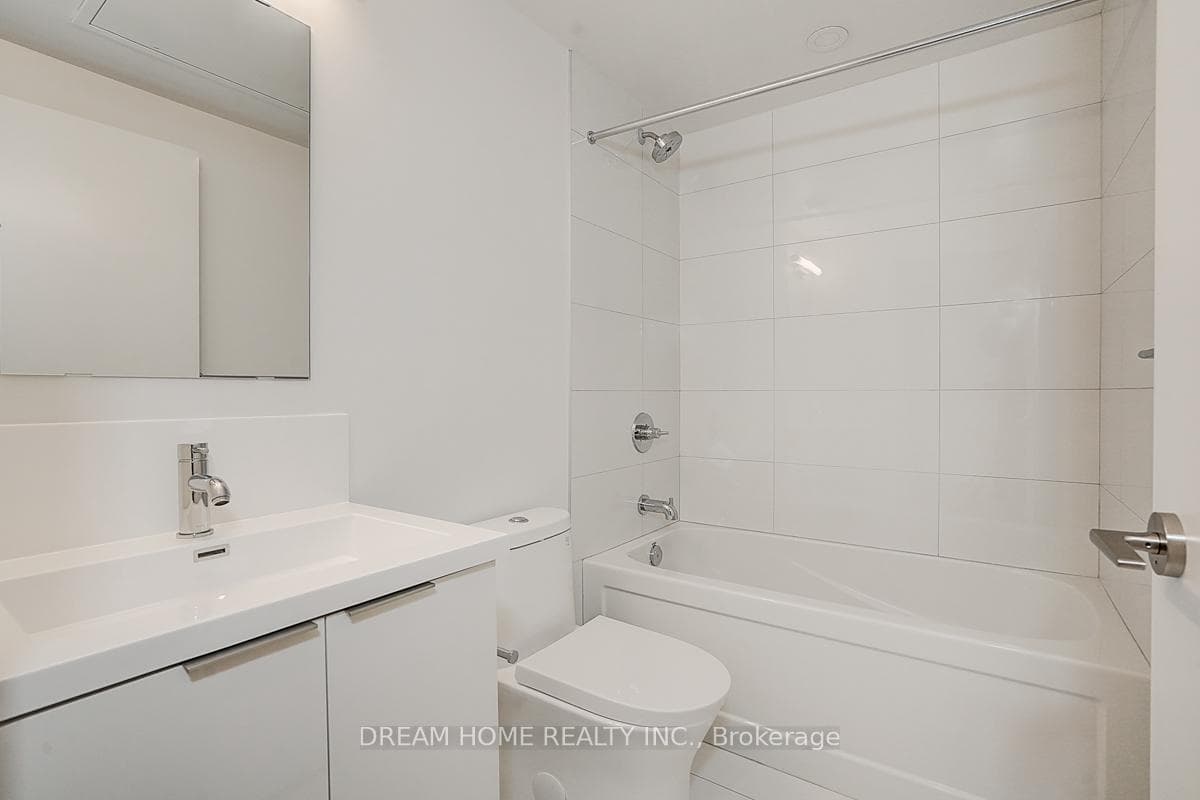238 Simcoe Street Unit 2205 photo 19