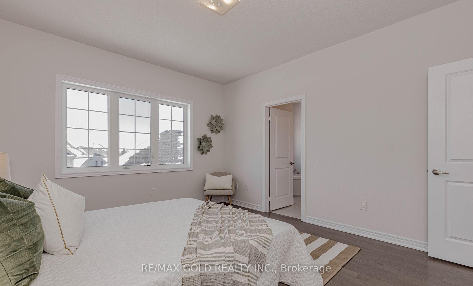 25 Sapwood Crescent photo 28