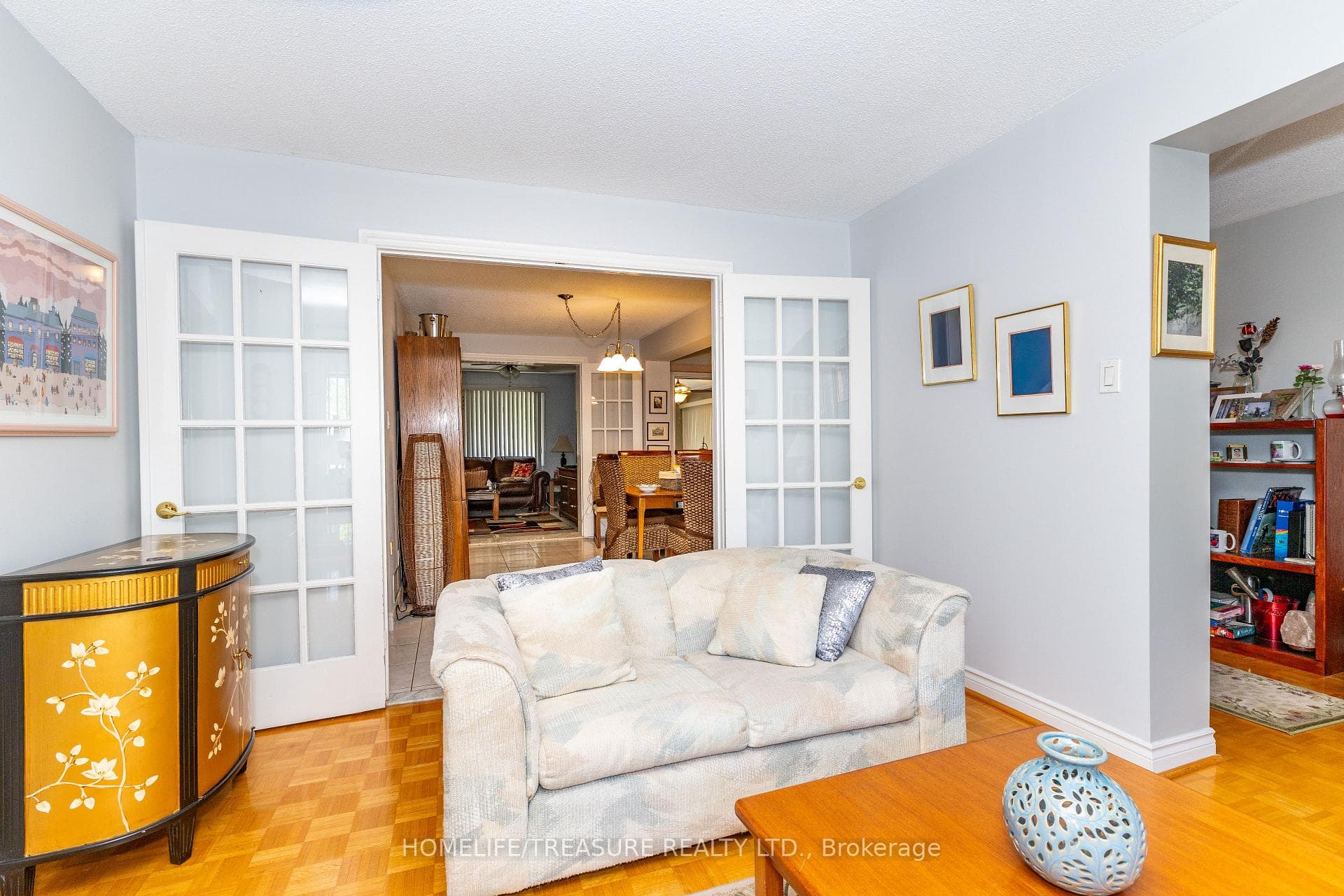 201 KING Street photo 5