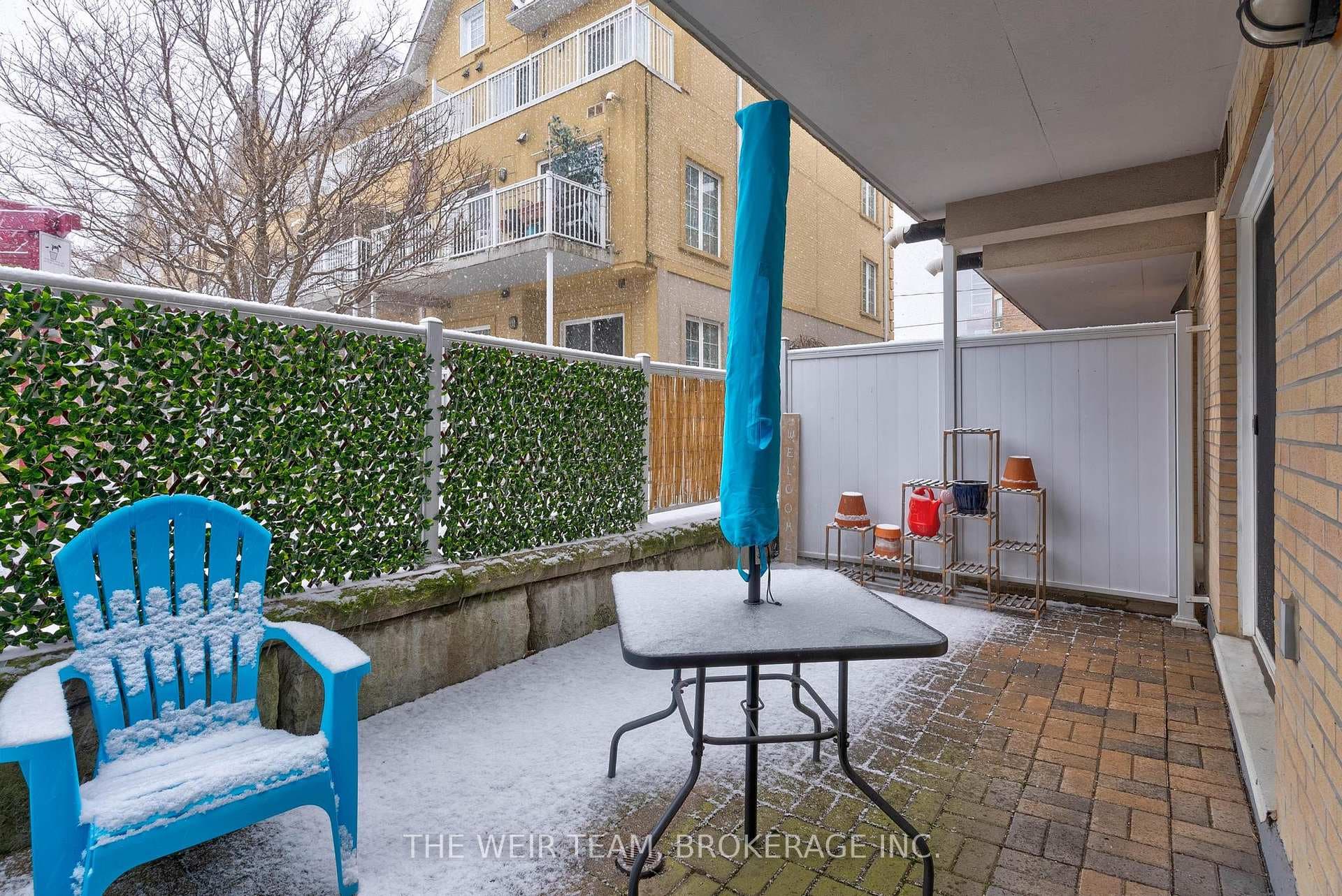 207 Wellesley Street Unit 104 photo 22