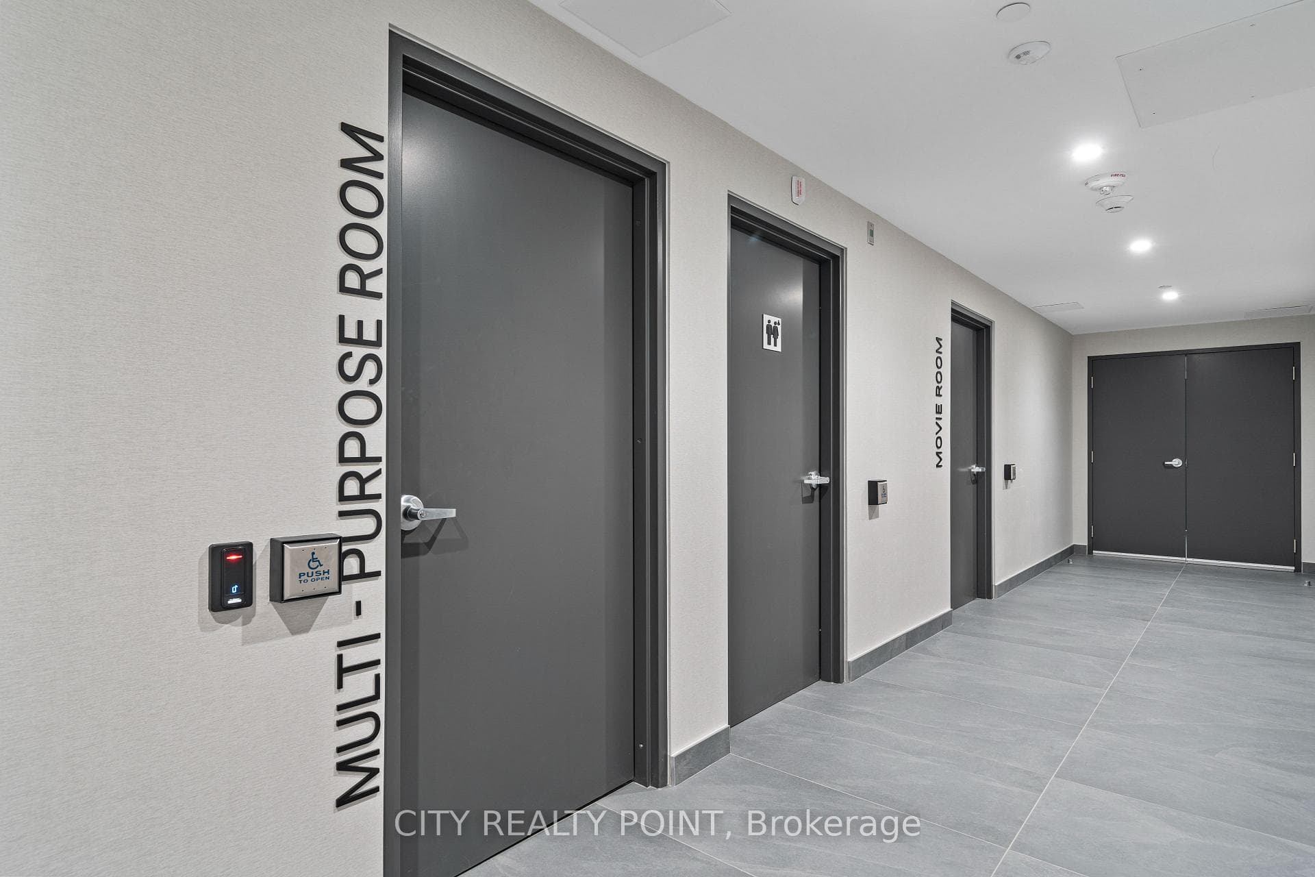 664 Spadina Avenue Unit 315 photo 20