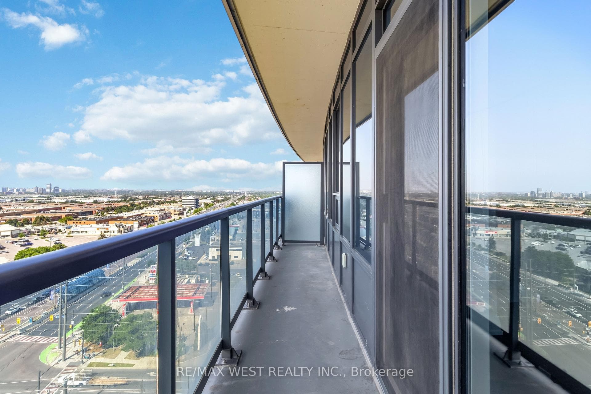 3700 Highway 7 Road Unit 1404 photo 22