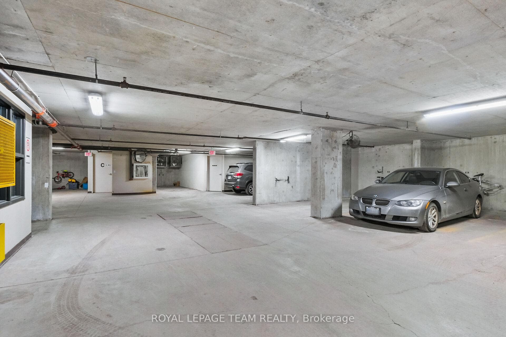 375 LISGAR Street Unit 701 photo 31