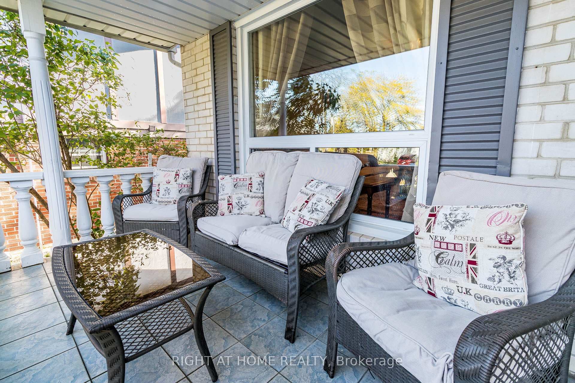 4238 Garnetwood Chase photo 6