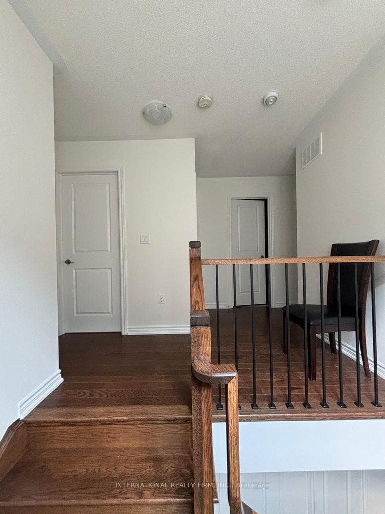 159 Shepherd Drive photo 3