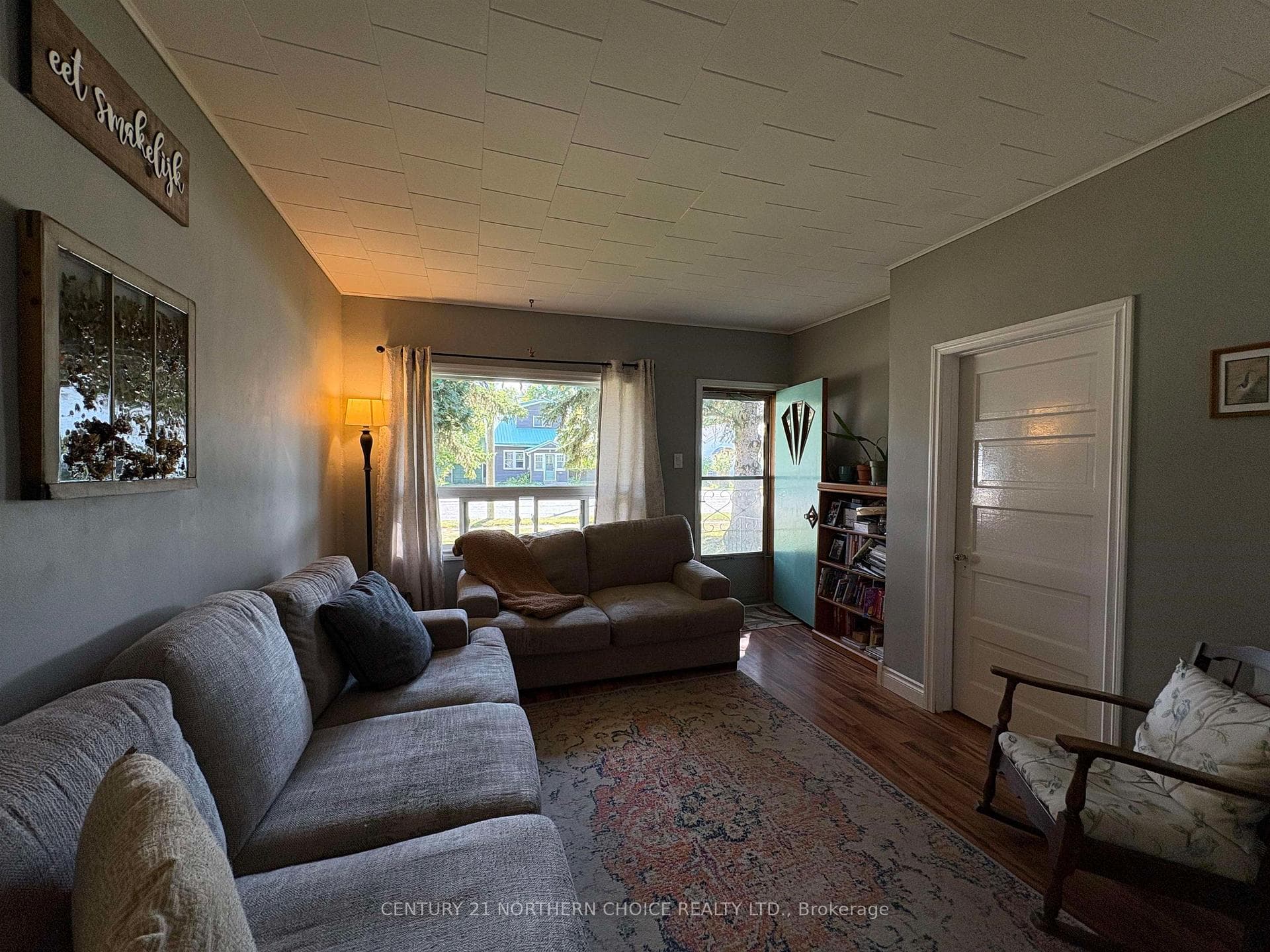 338 THIRD Street photo 2