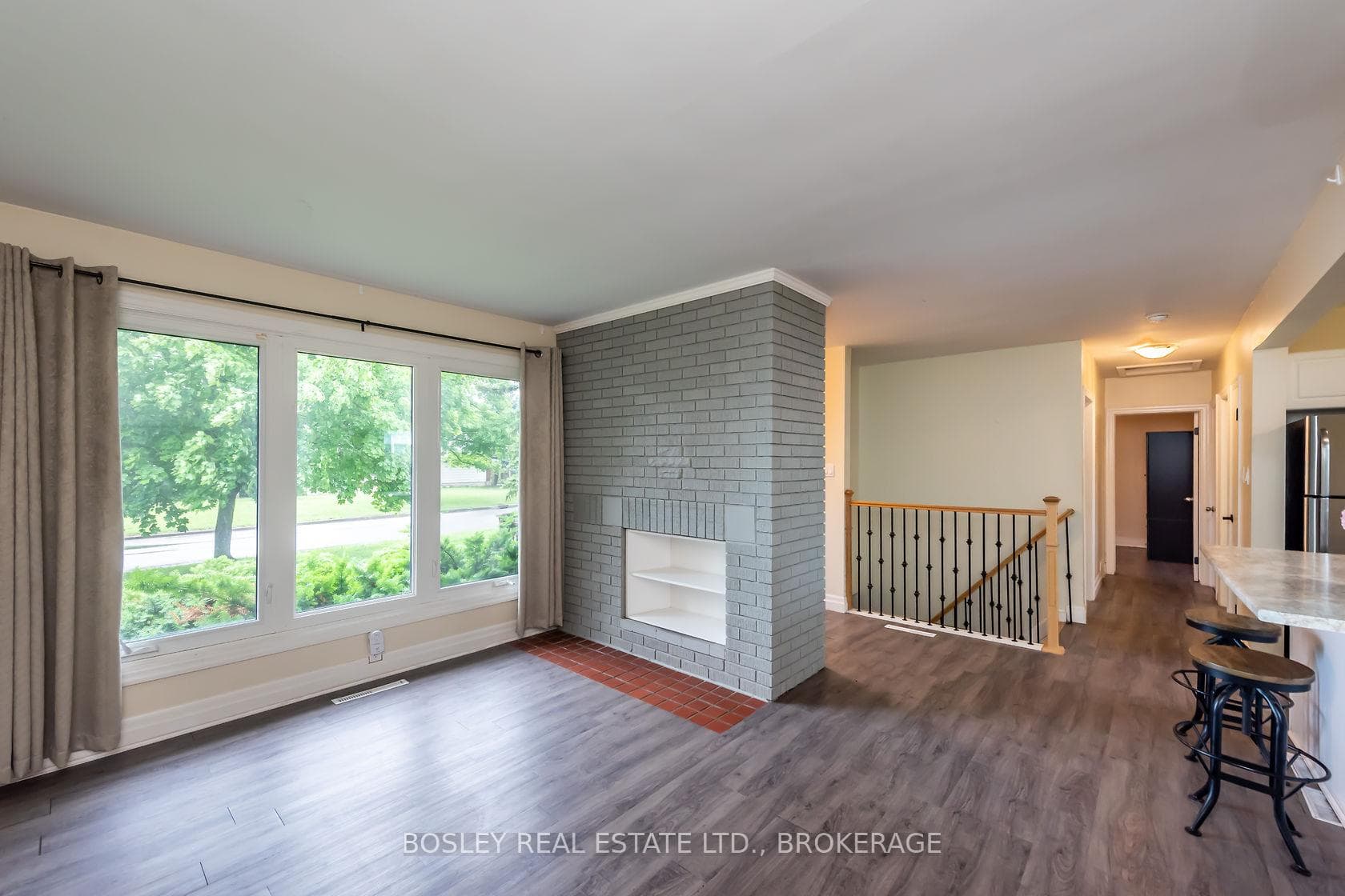 Living Room & Front Entry