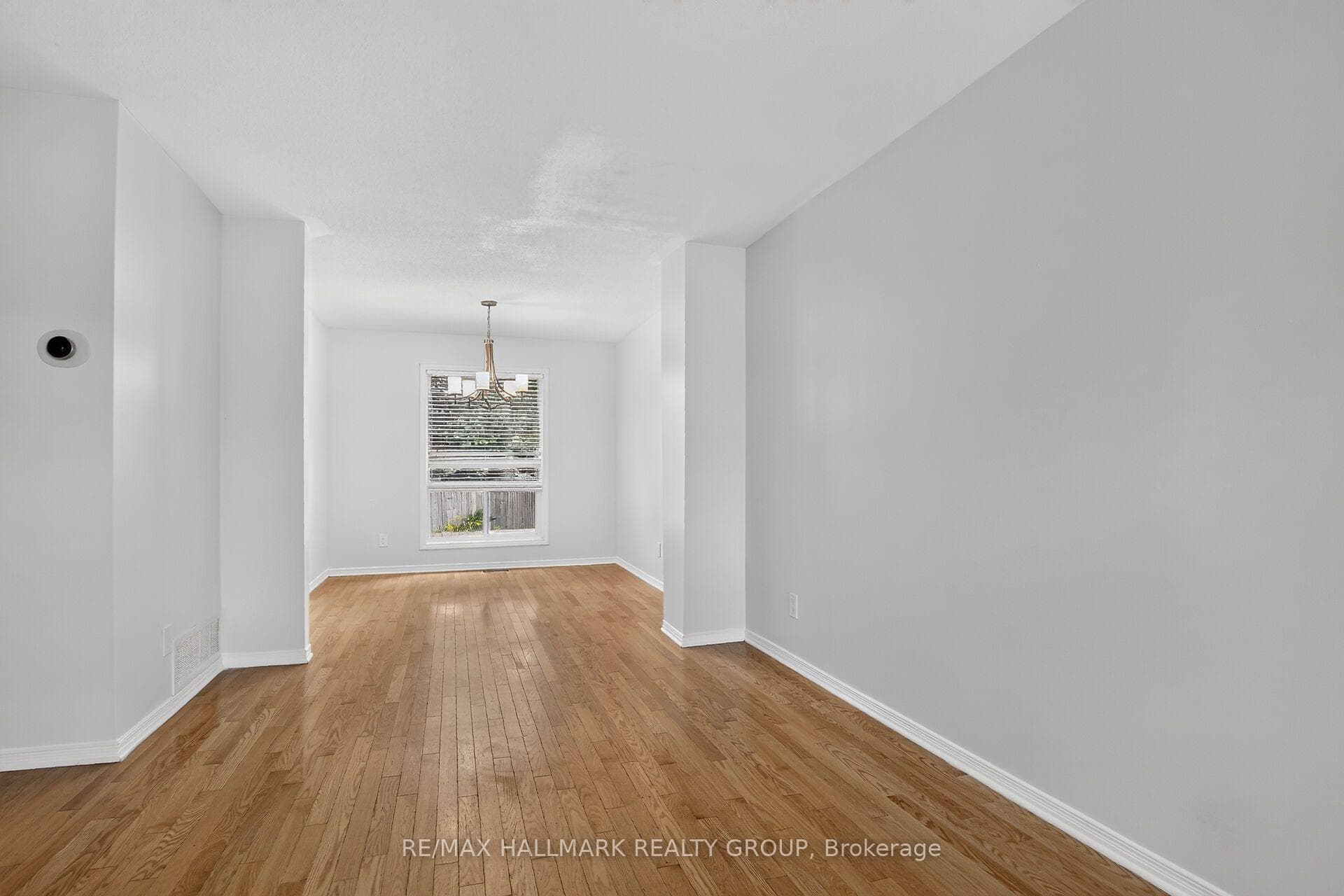 244 Huntersfield Drive photo 20