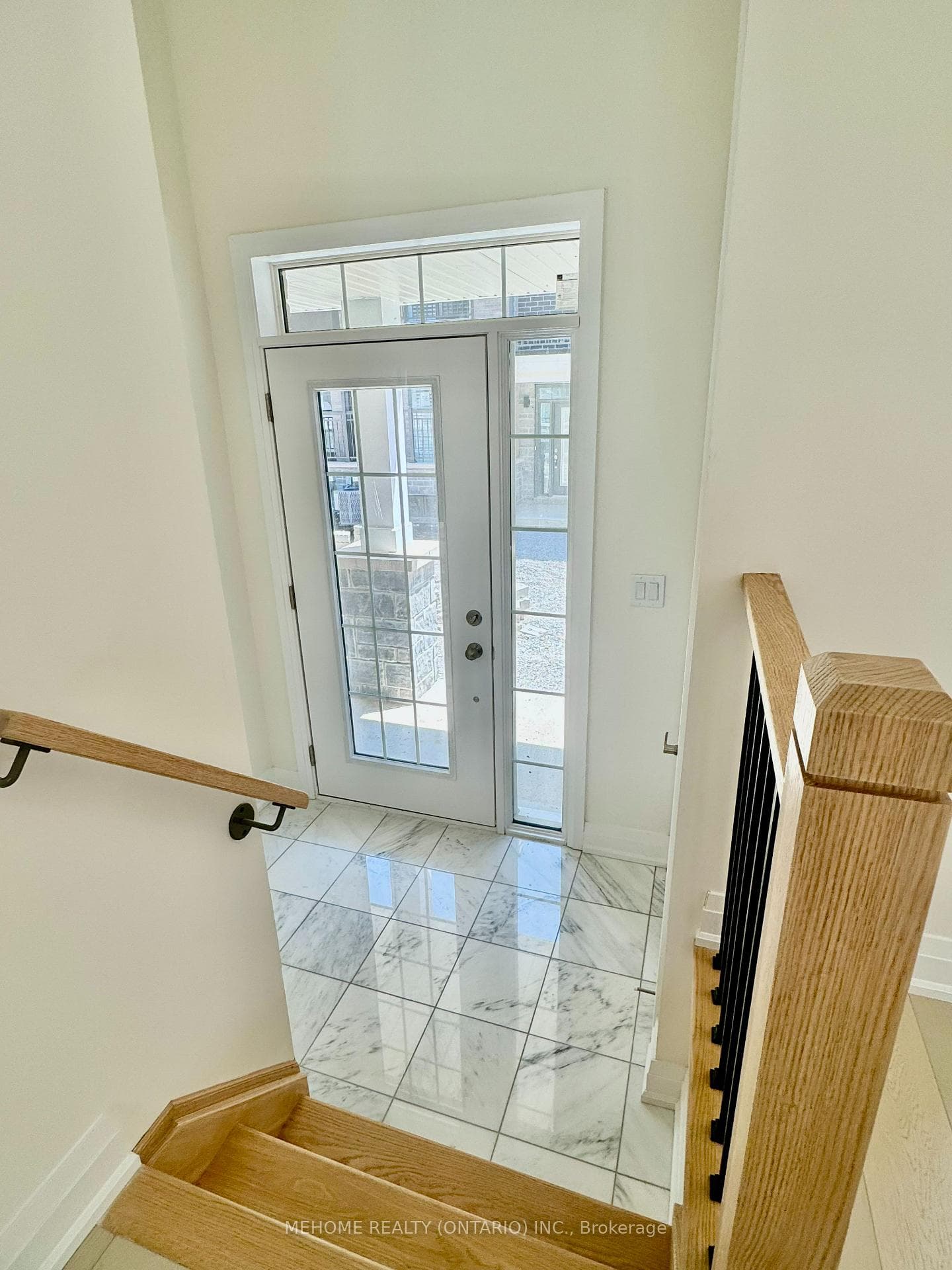 83 Clippers Crescent photo 22