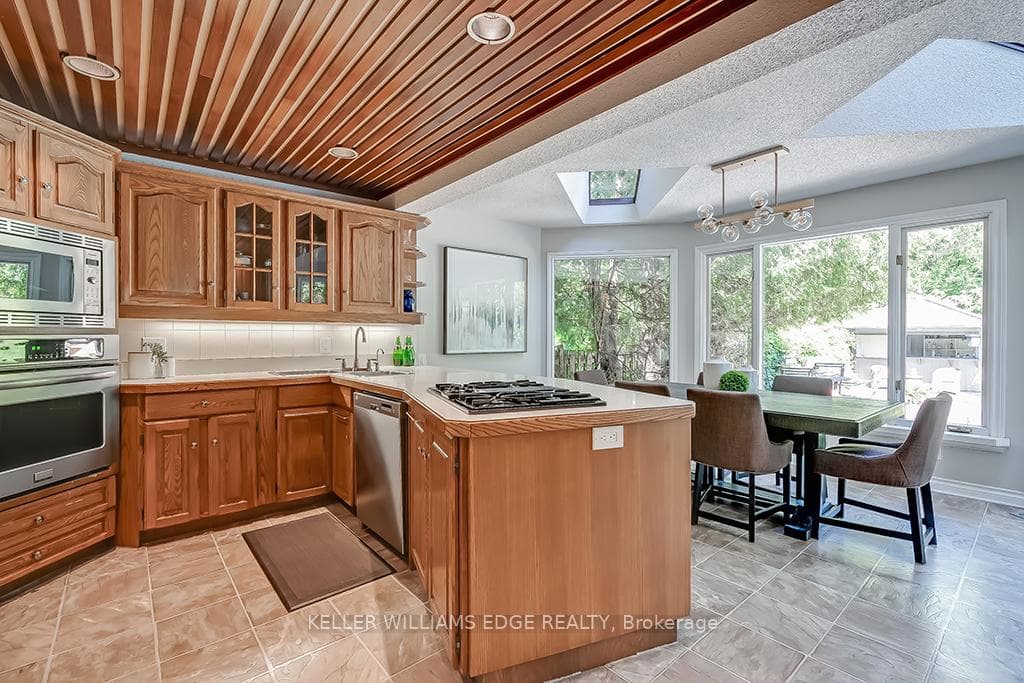 3295 Spruce Avenue photo 14