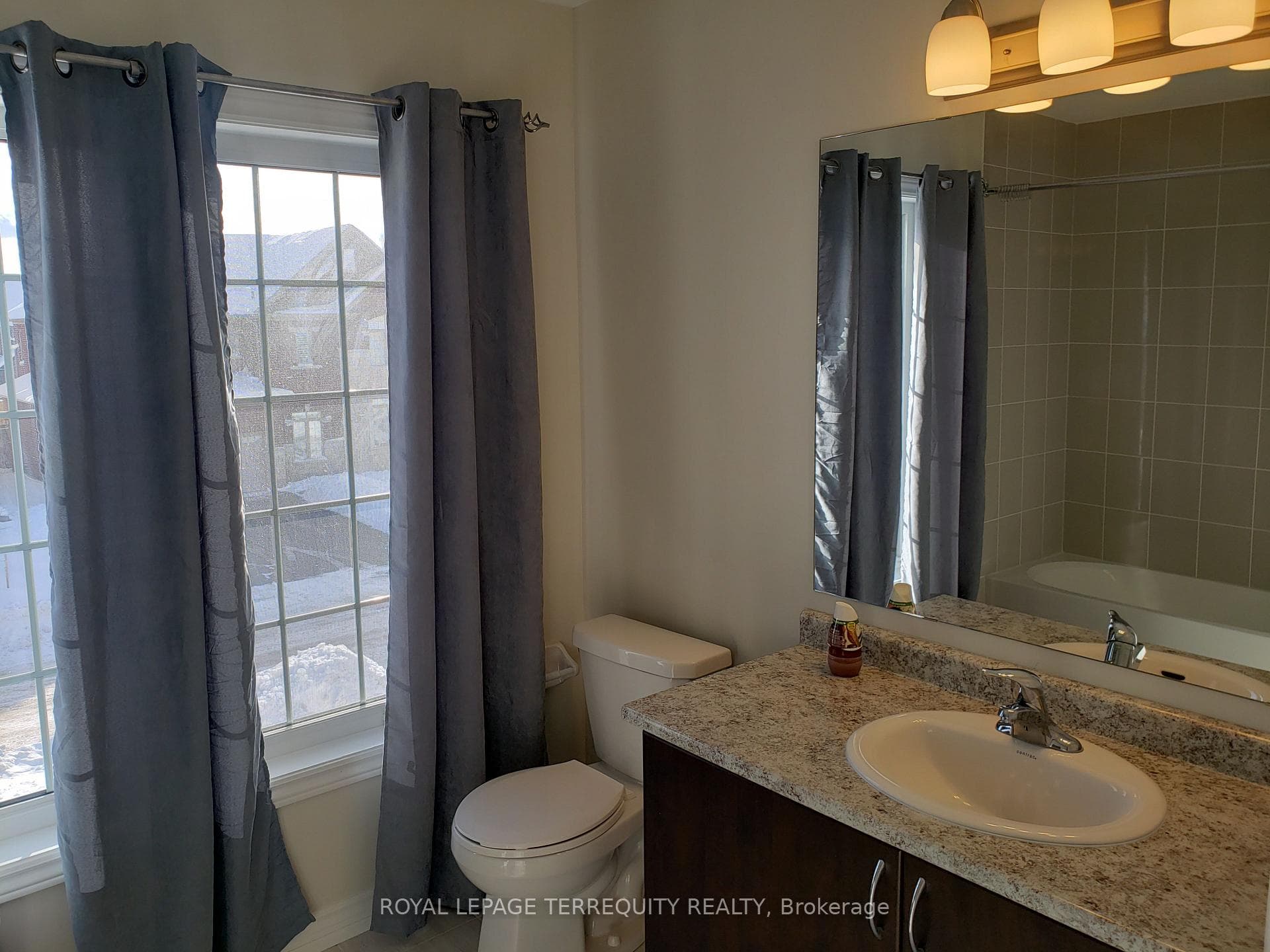 64 Northhill Avenue photo 14