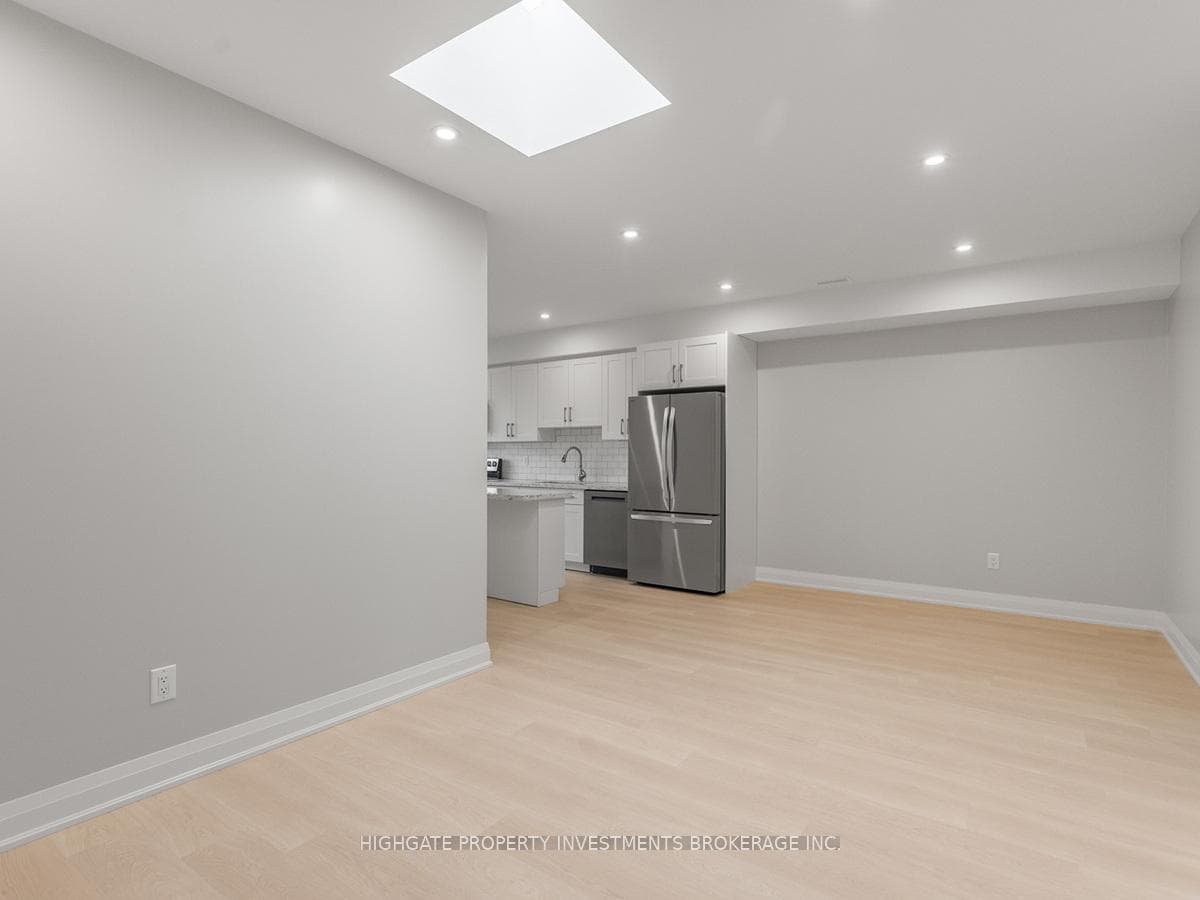 543 Roxton Road Unit Unit 4 photo 4