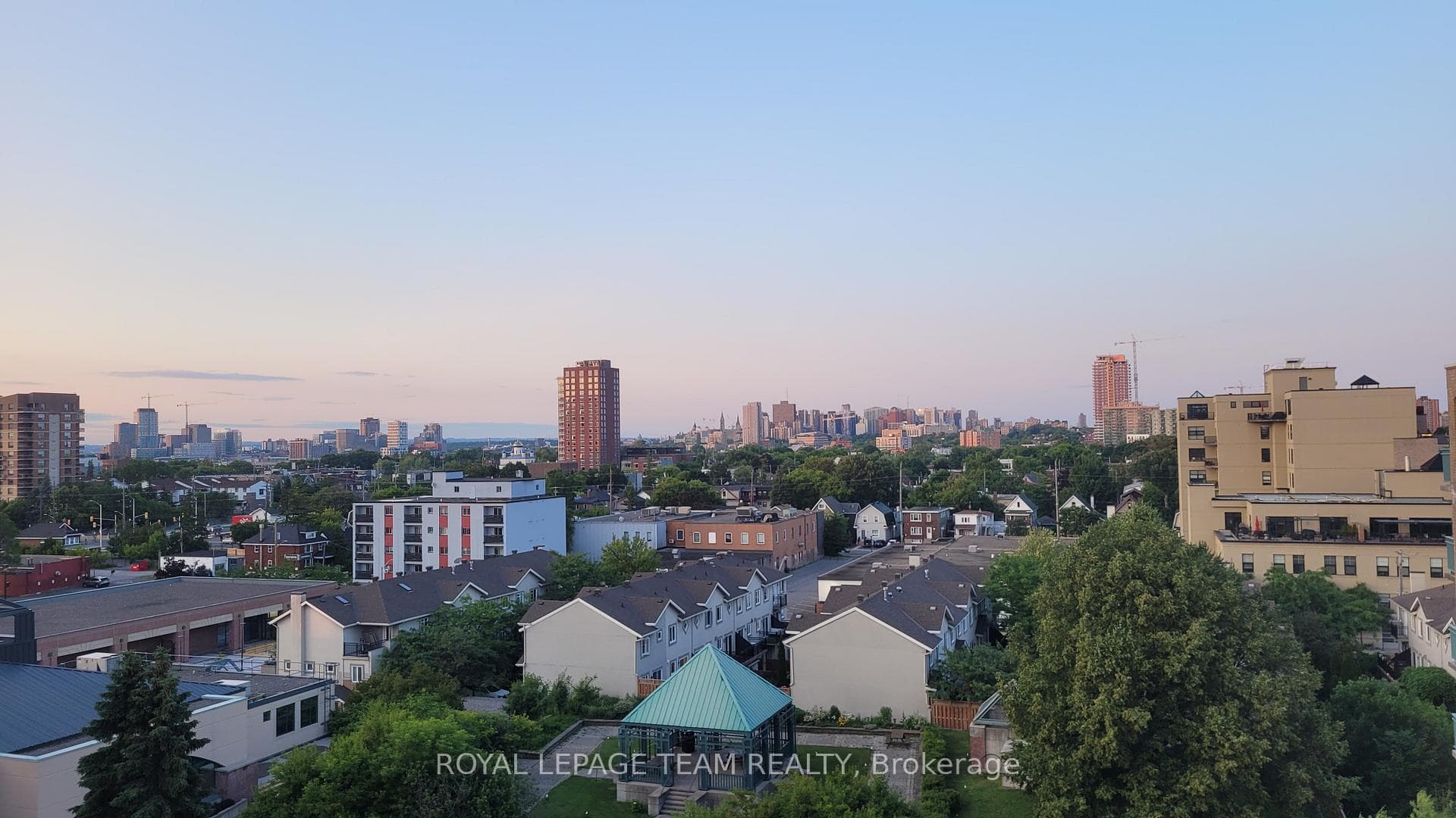 45 Holland Avenue Unit 902 photo 33