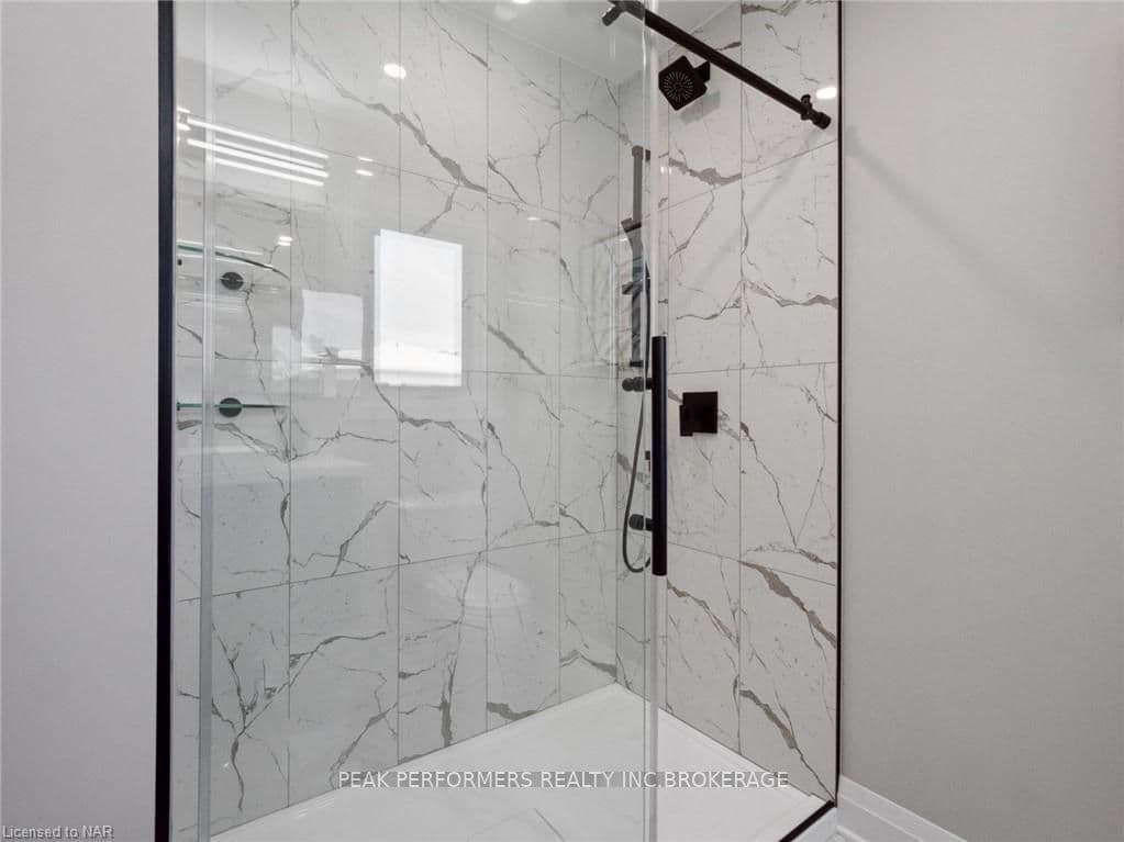 165 HODGKINS Avenue photo 20