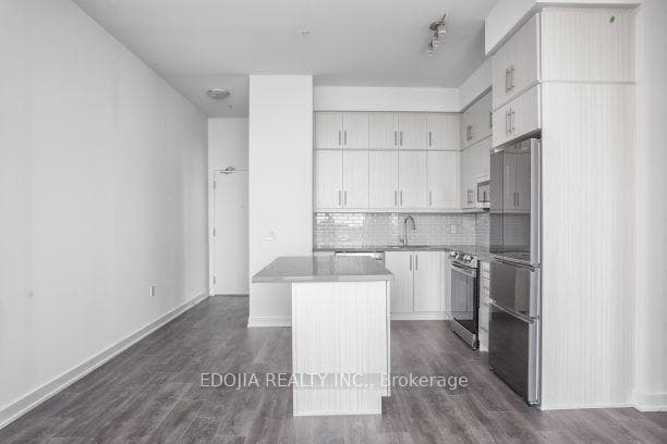 75 Oneida Crescent Unit PH04 photo 5