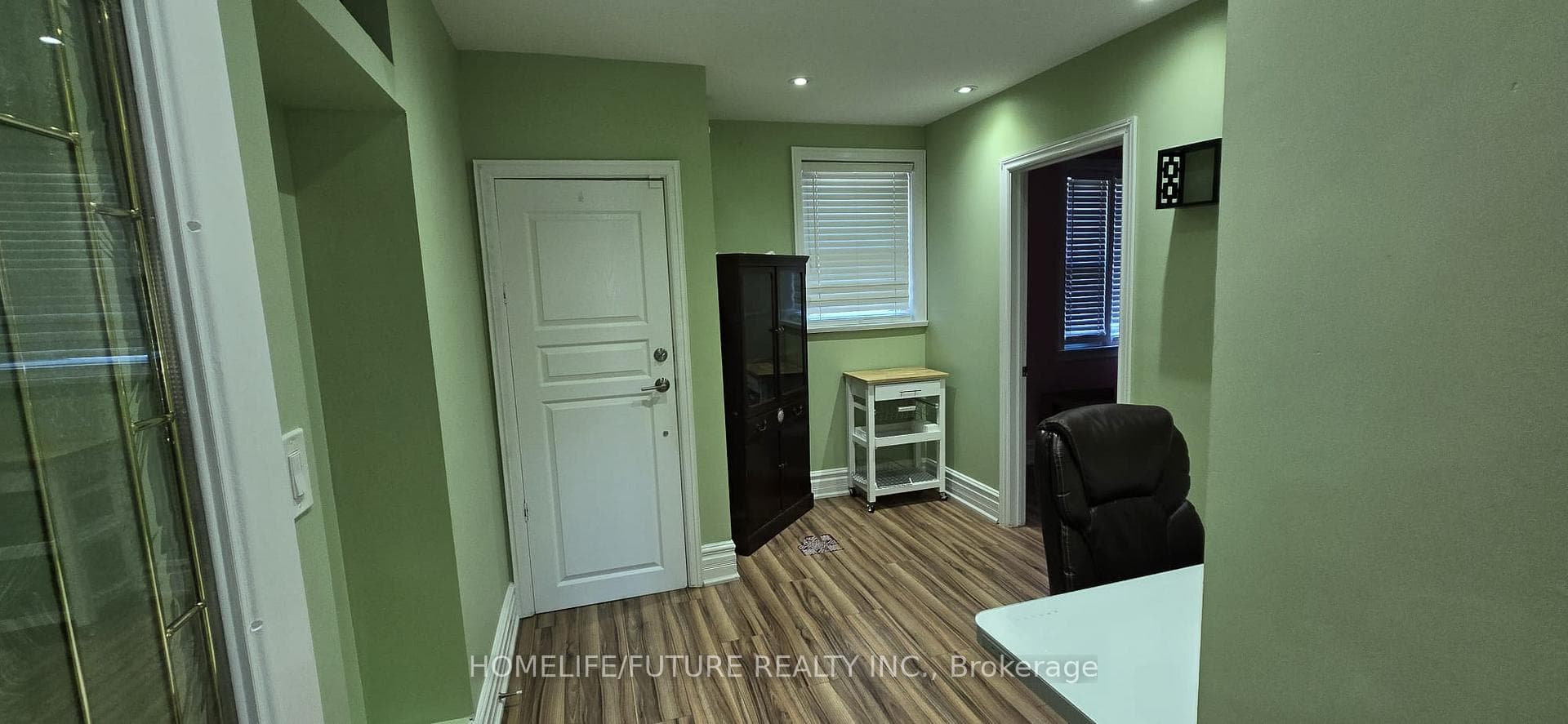 52 Falaise Road photo 12