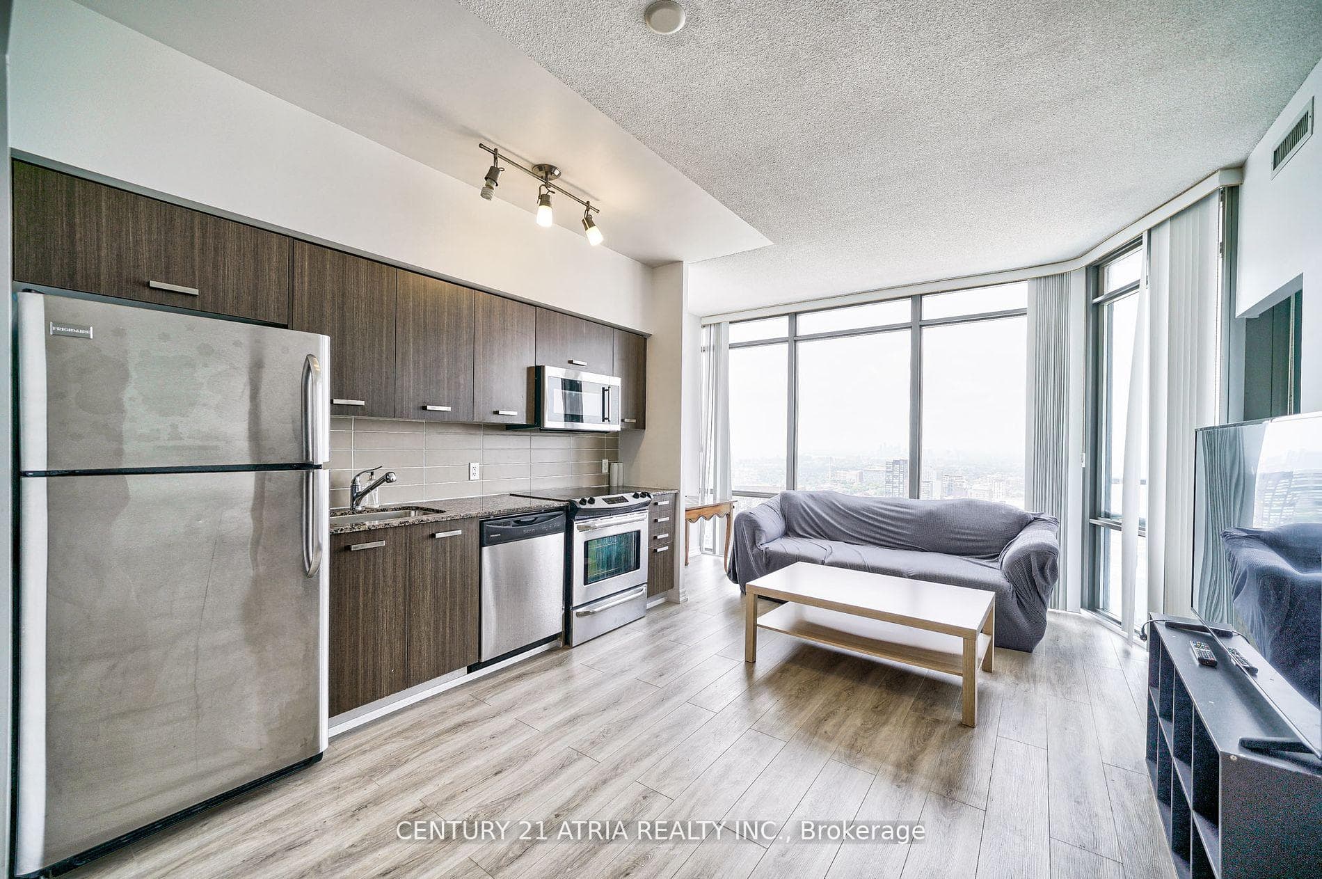 832 Bay Street Unit 3802 photo 13