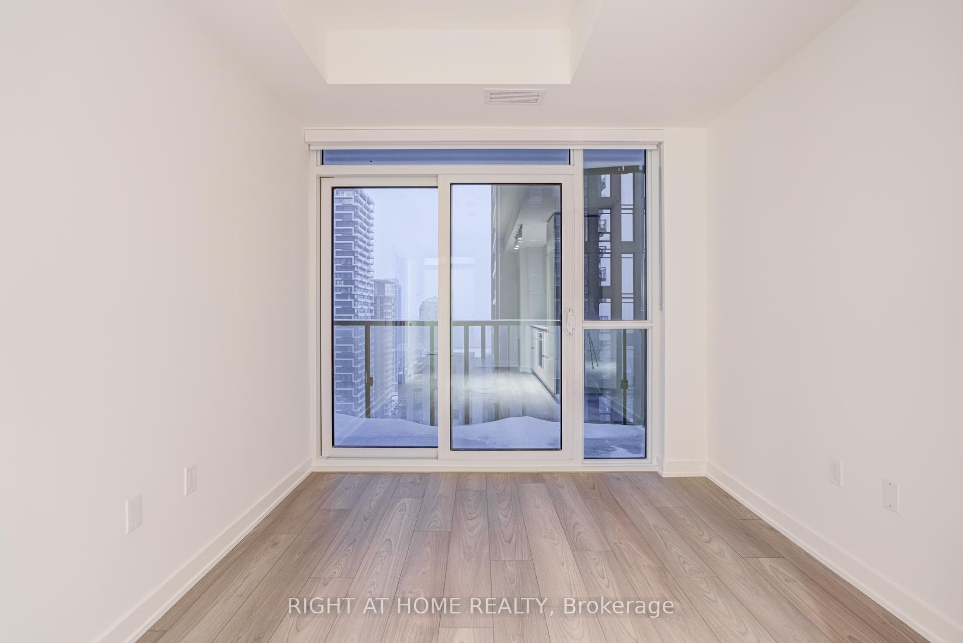 110 Broadway Avenue Unit 2403S photo 13