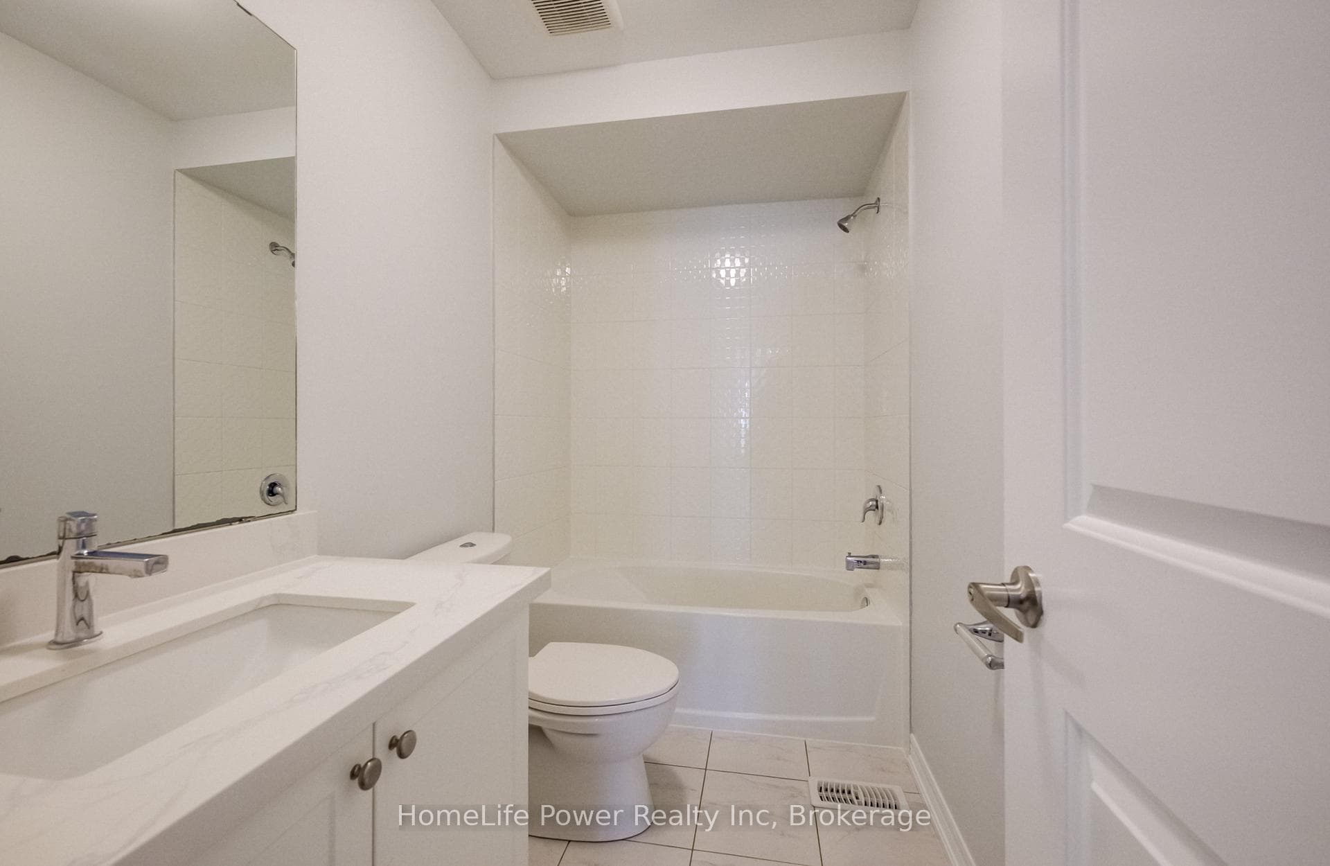 56 Reistwood Drive photo 27