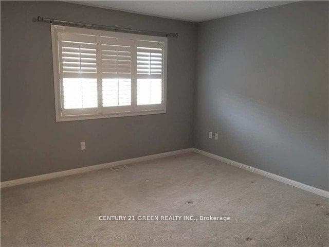1048 Haxton Heights photo 11